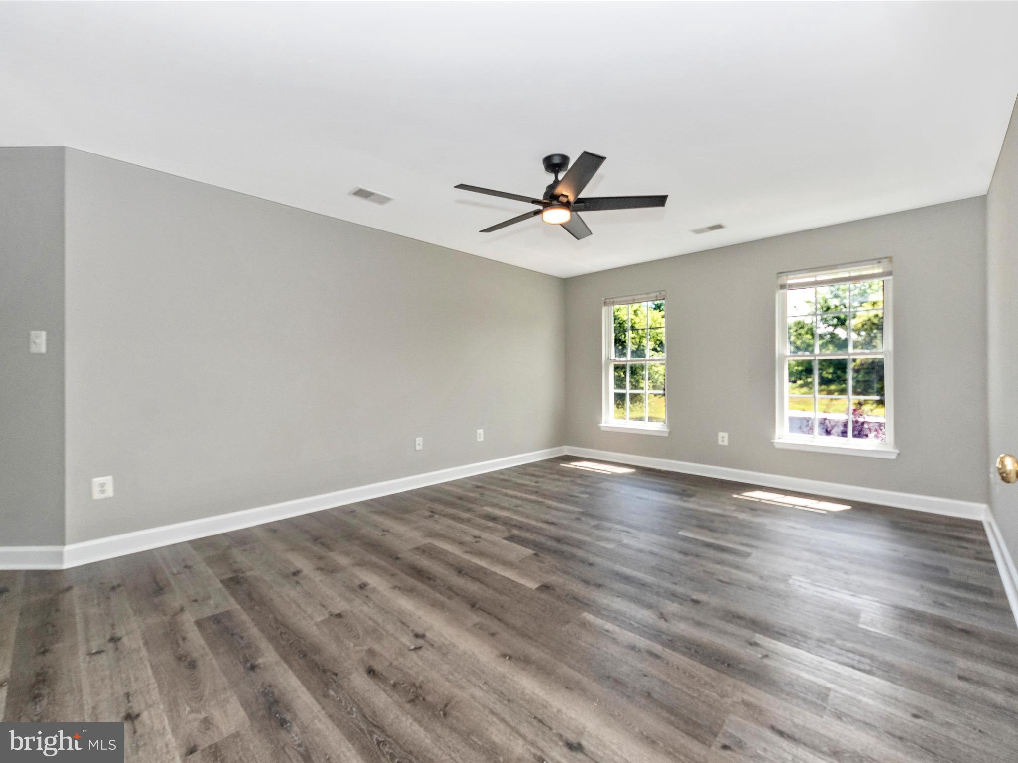 BRIARCLIFF MANOR - Residential