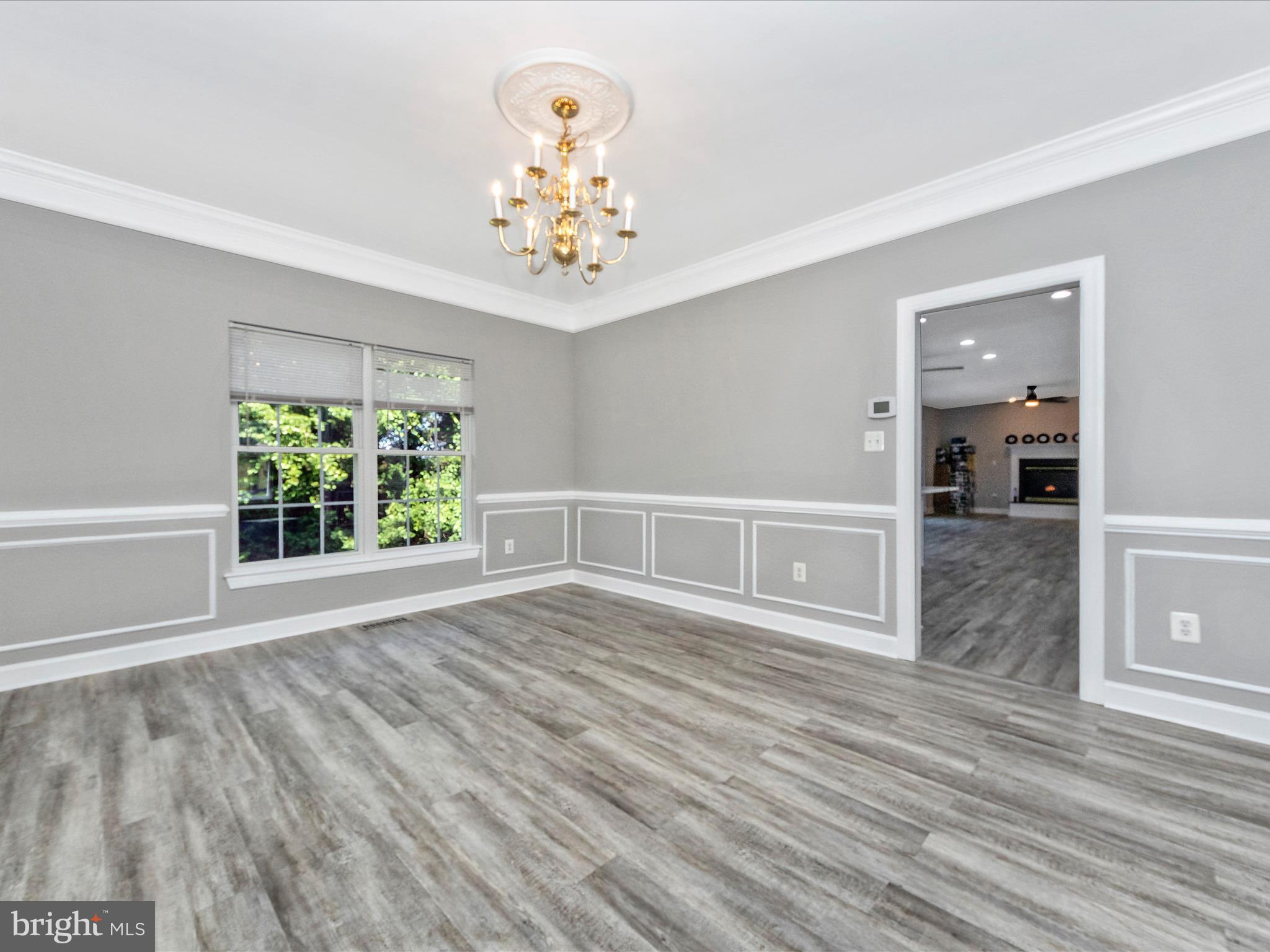 BRIARCLIFF MANOR - Residential