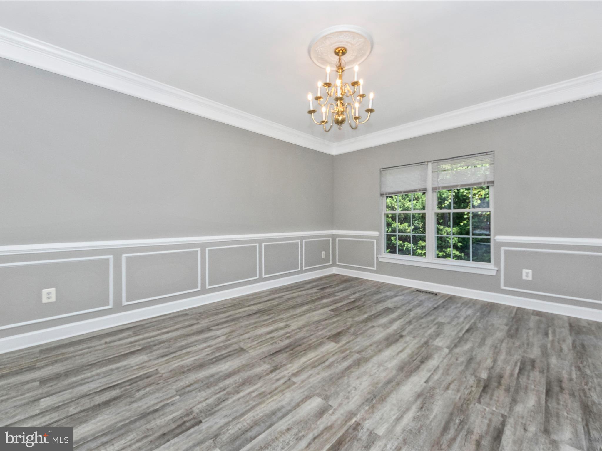 BRIARCLIFF MANOR - Residential