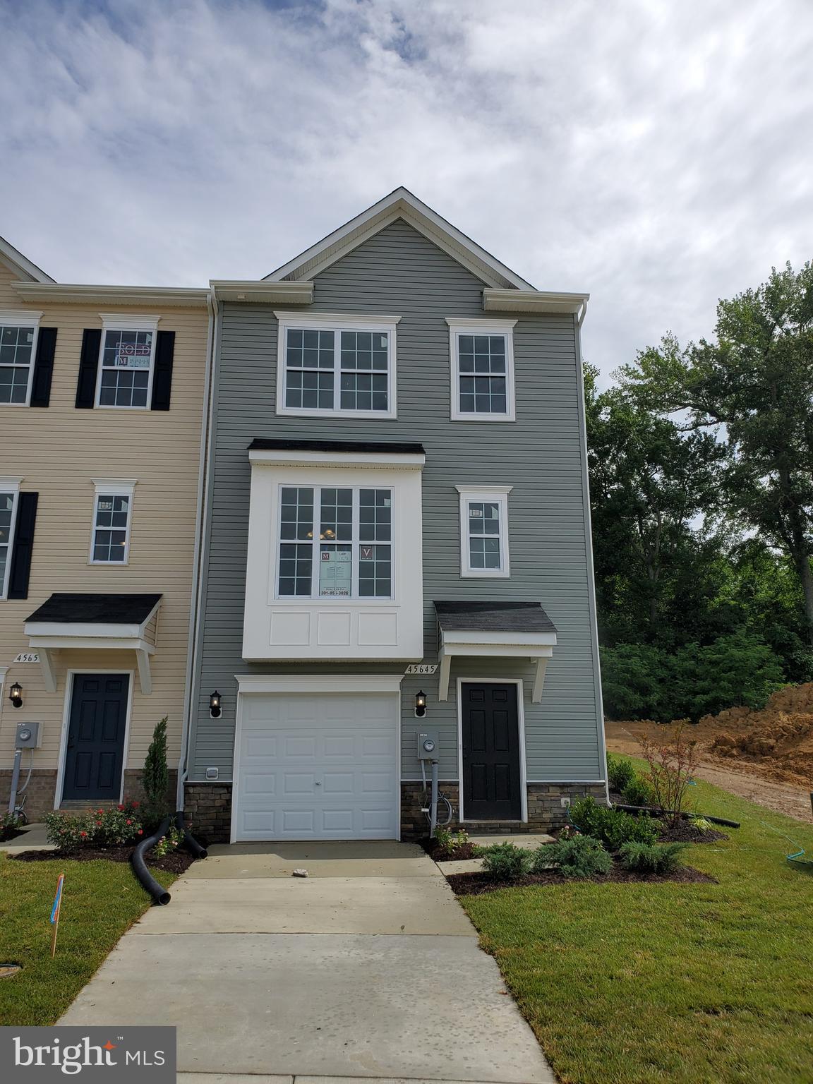 ELIZABETH HILLS PHASE 5 - Residential