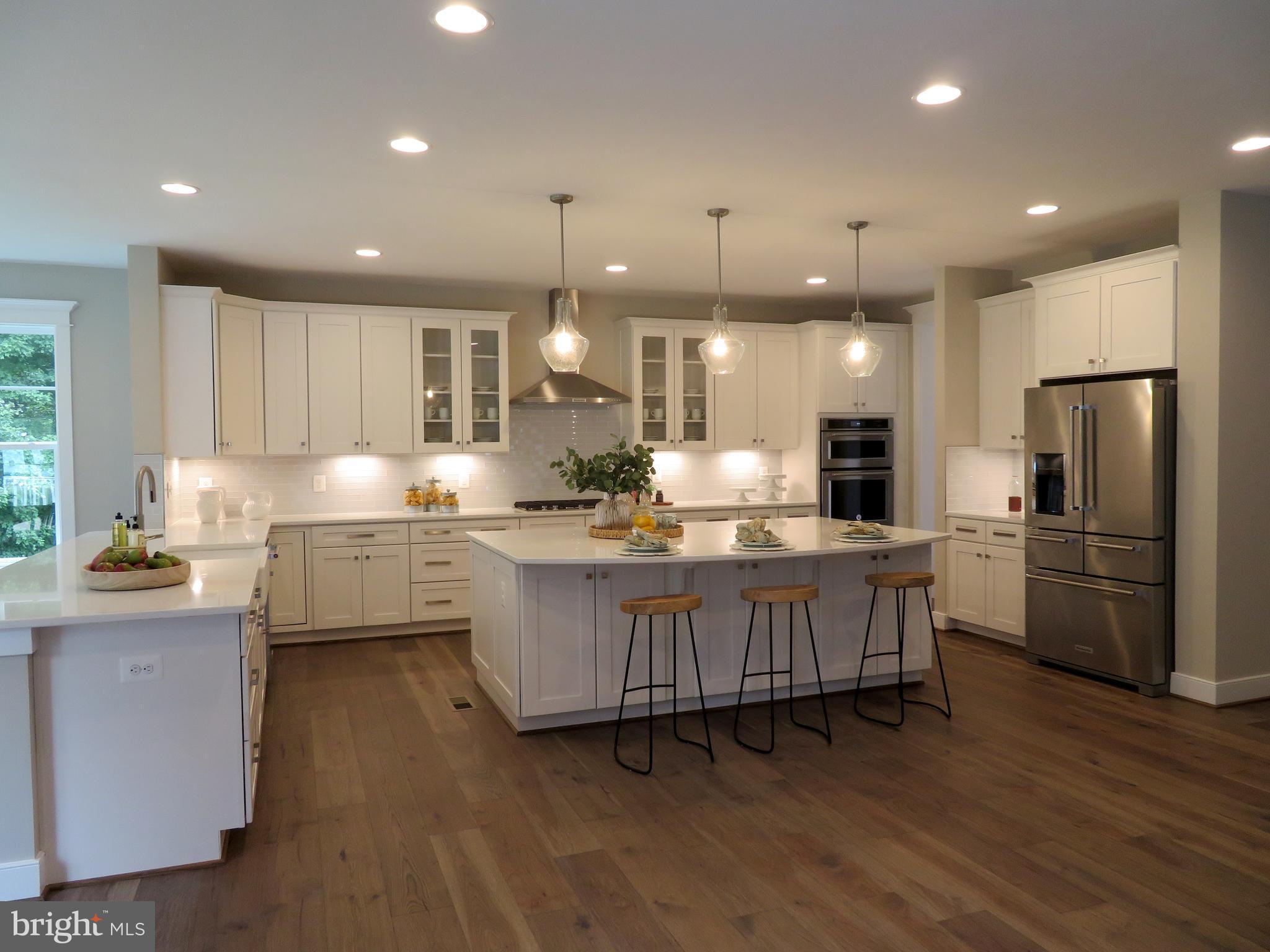 GRAYS OAKTON - Residential