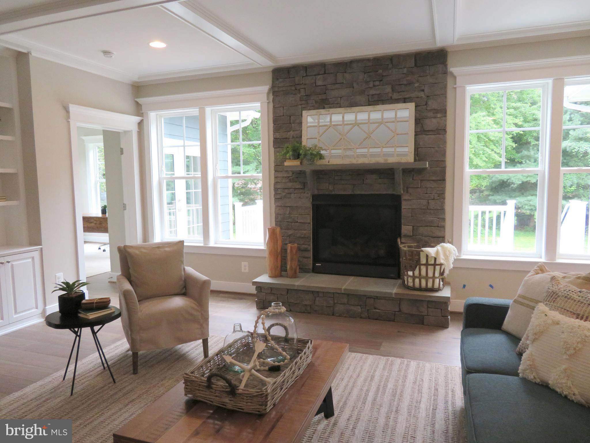 GRAYS OAKTON - Residential
