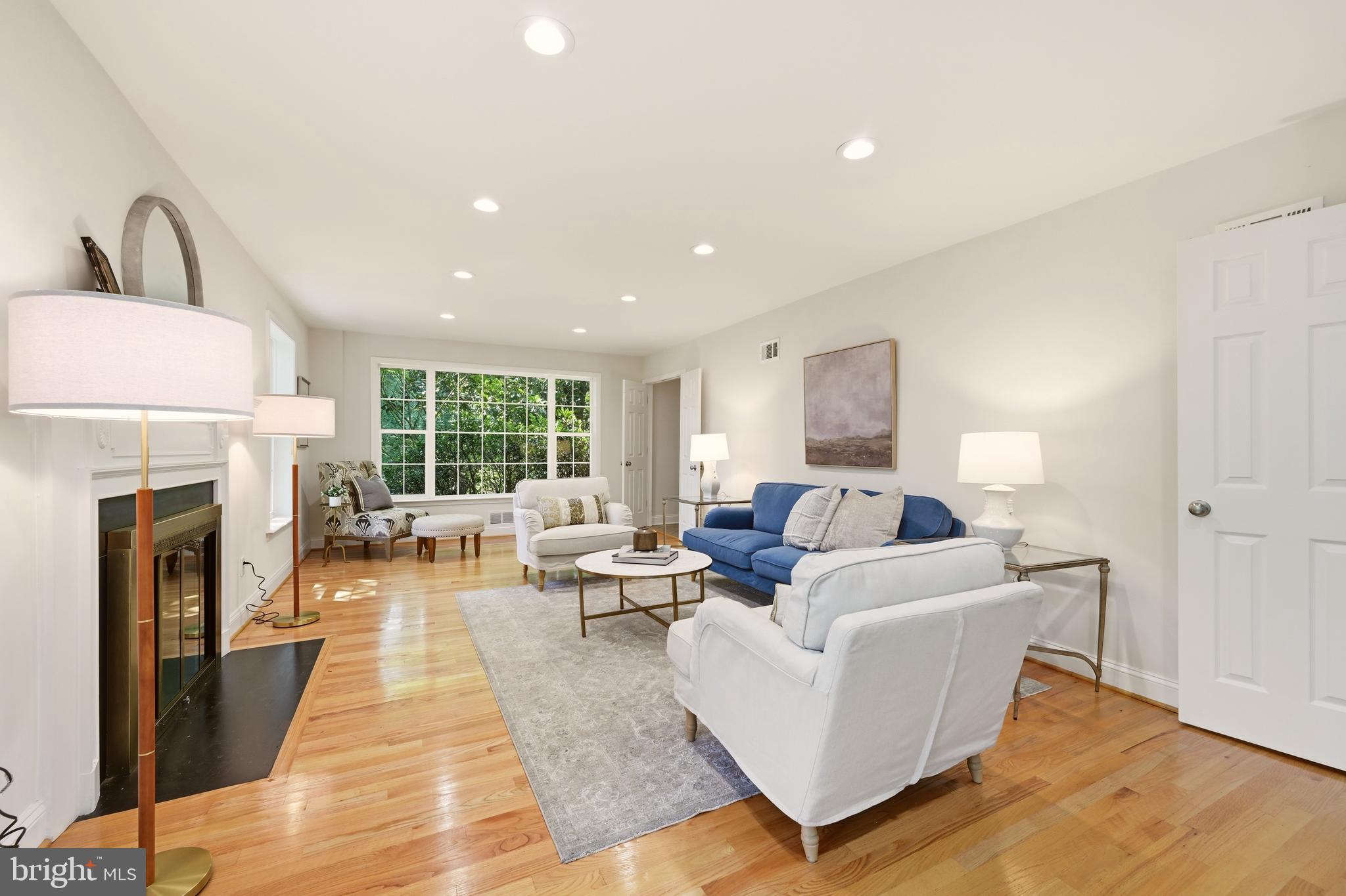 FARMINGTON - Residential