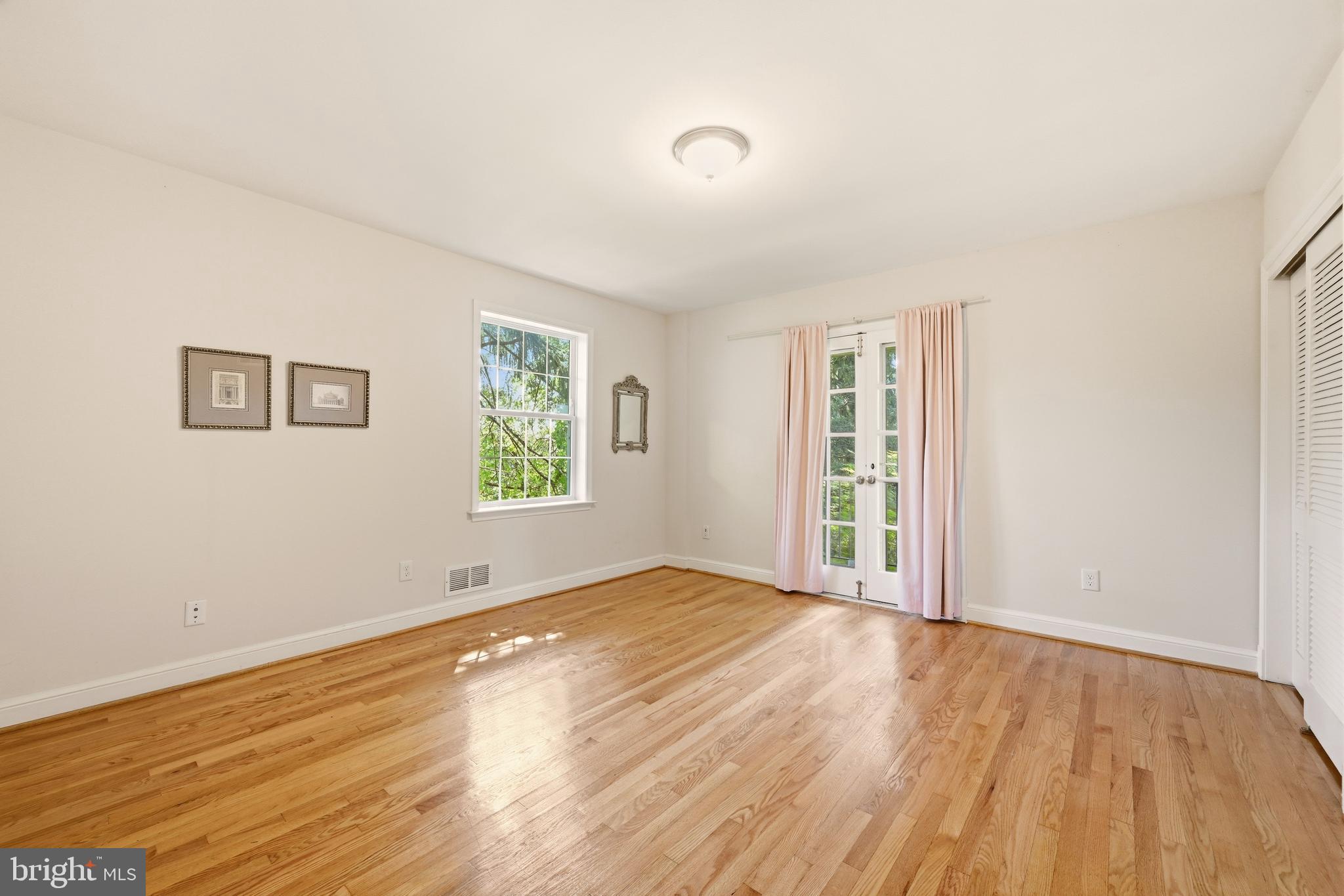 FARMINGTON - Residential