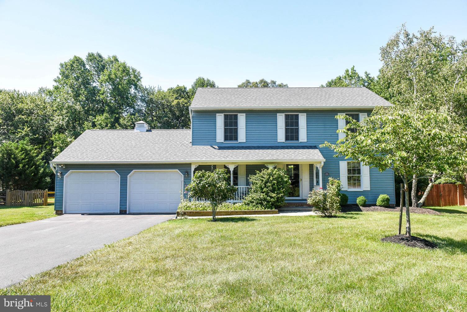 Pack your bags! Updated kitchen & open layout with vaulted ceilings on main lvl won't disappoint. 4 BR, 3 BA, there's room for everyone. Guest BR on main level. Roof 2-3 yrs old, new gutters & downspouts.Atrium to deck off the back overlooking large level backyard perfect for entertaining/BBQing. 2 car garage with remotes. Front Porch. Perfect location for commuters.Close to shopping, dining, etc.