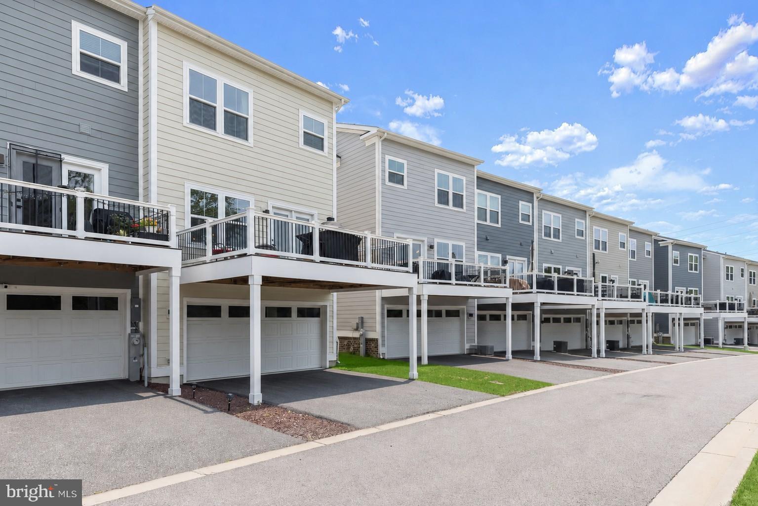 GREENLEIGH AT CROSSROADS - Residential