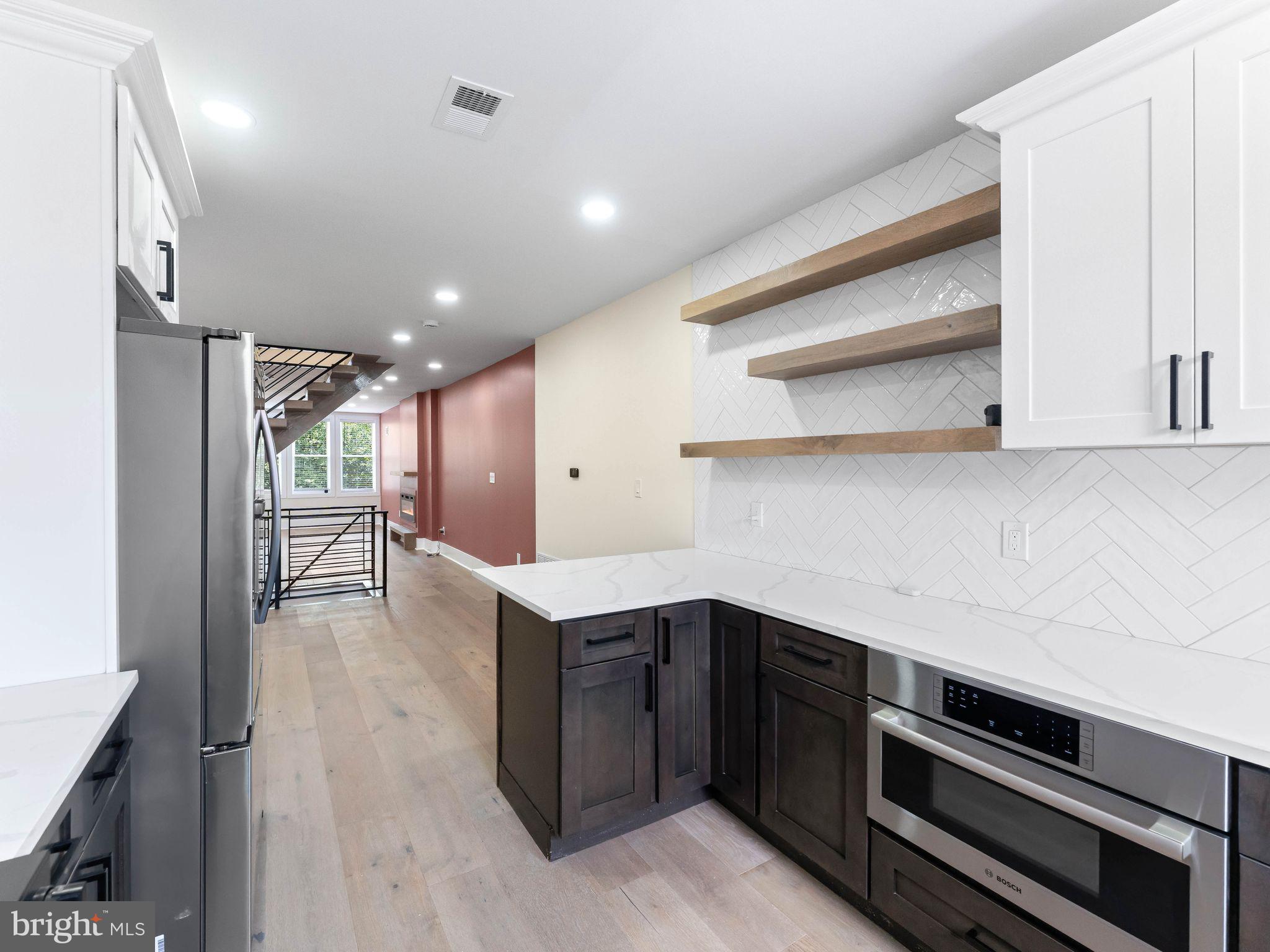 WEST OAK LANE - Residential