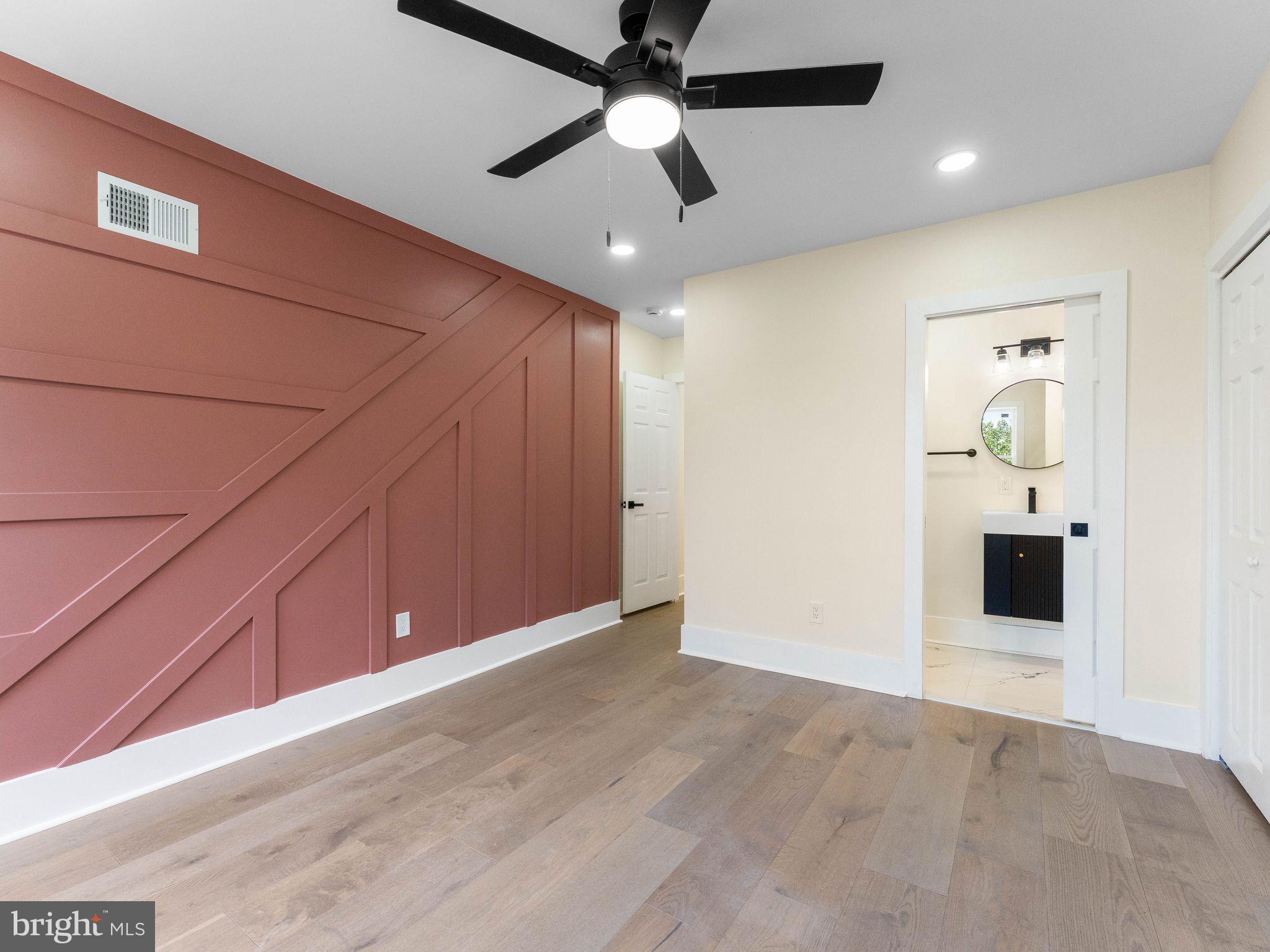 WEST OAK LANE - Residential