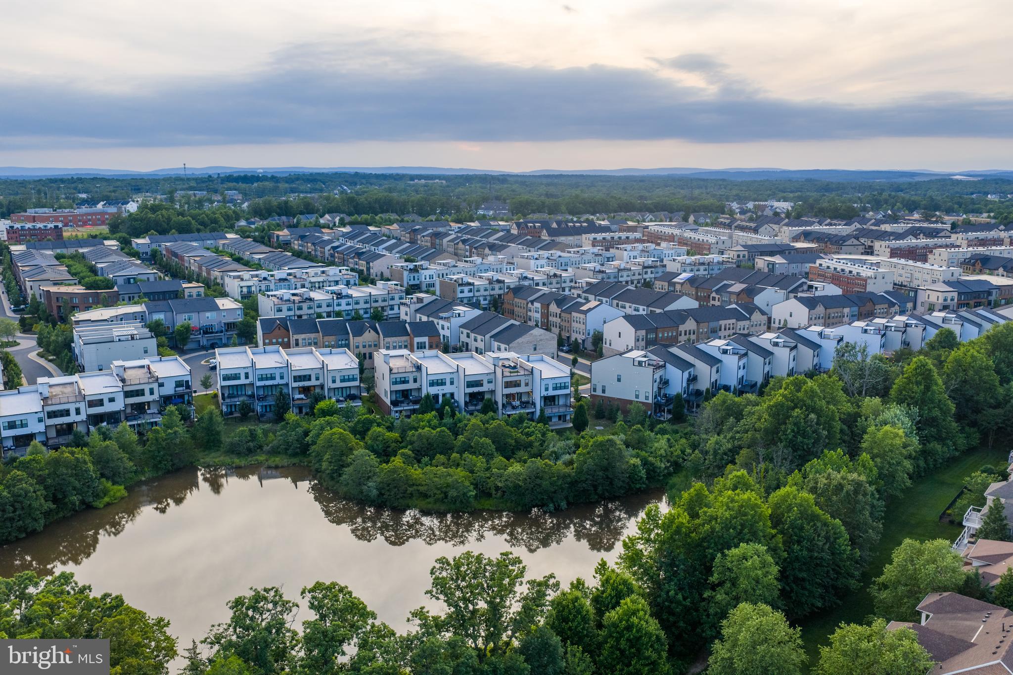 BRAMBLETON TOWN CENTER - Residential