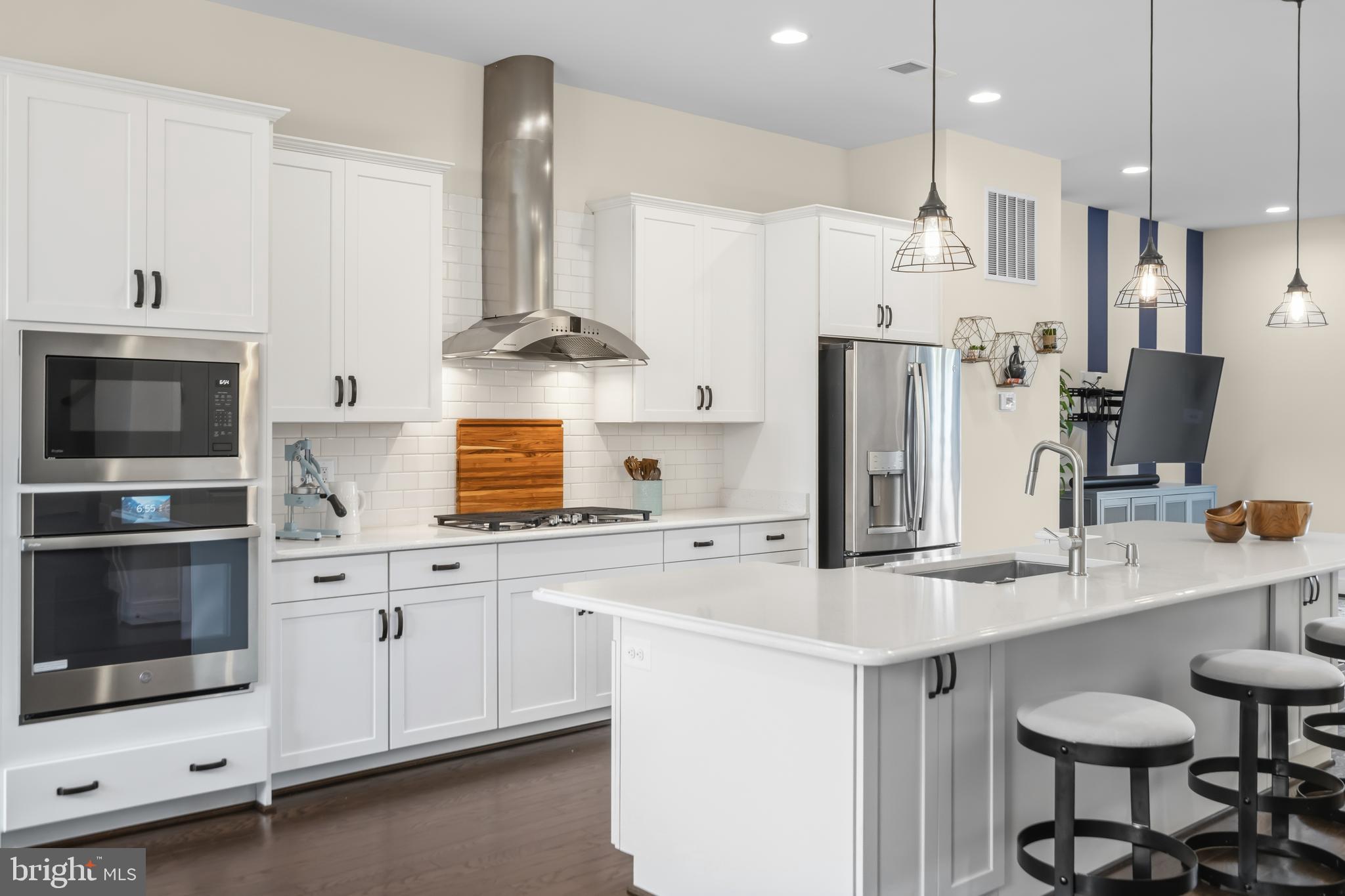 BRAMBLETON TOWN CENTER - Residential