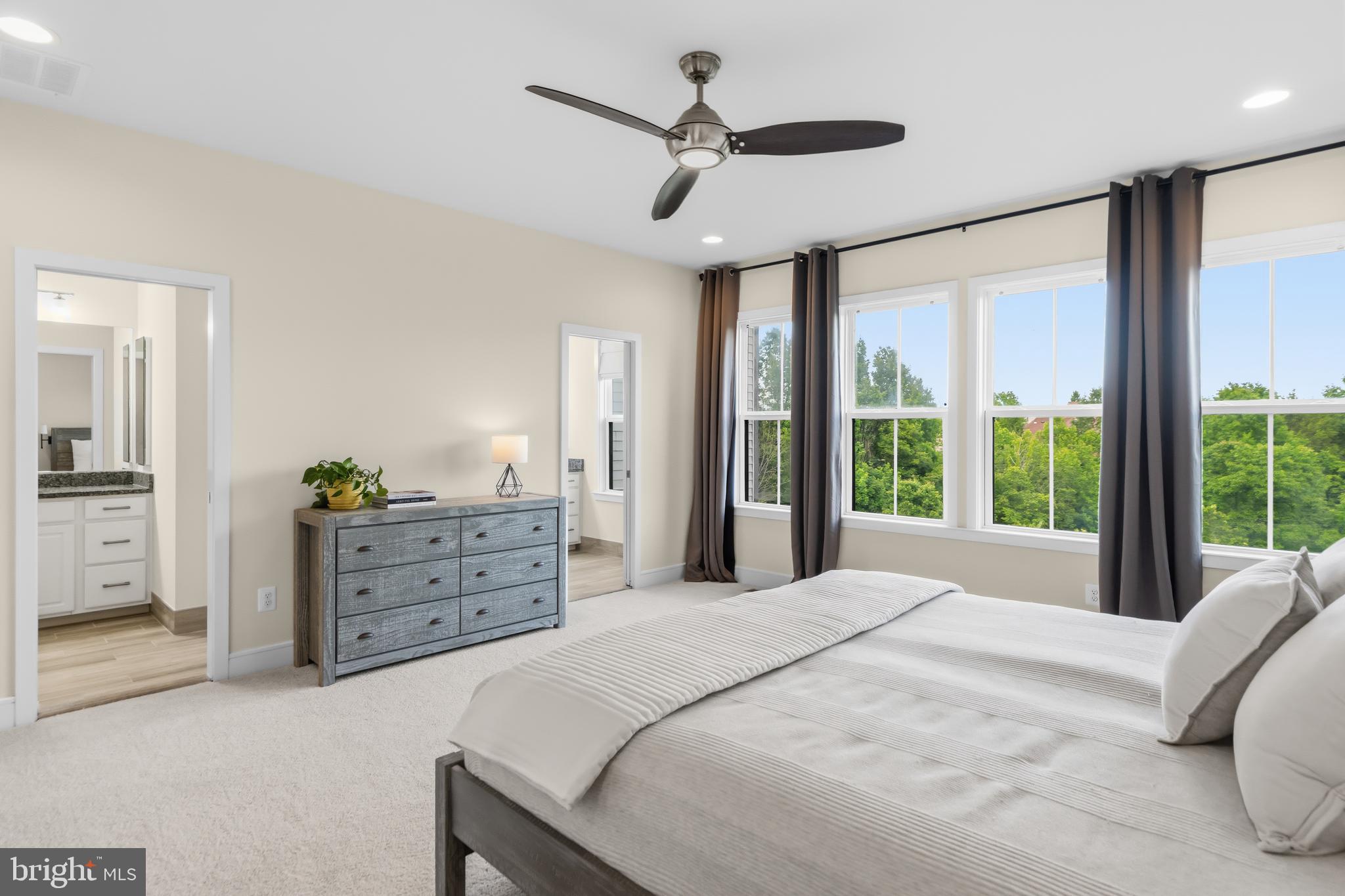 BRAMBLETON TOWN CENTER - Residential
