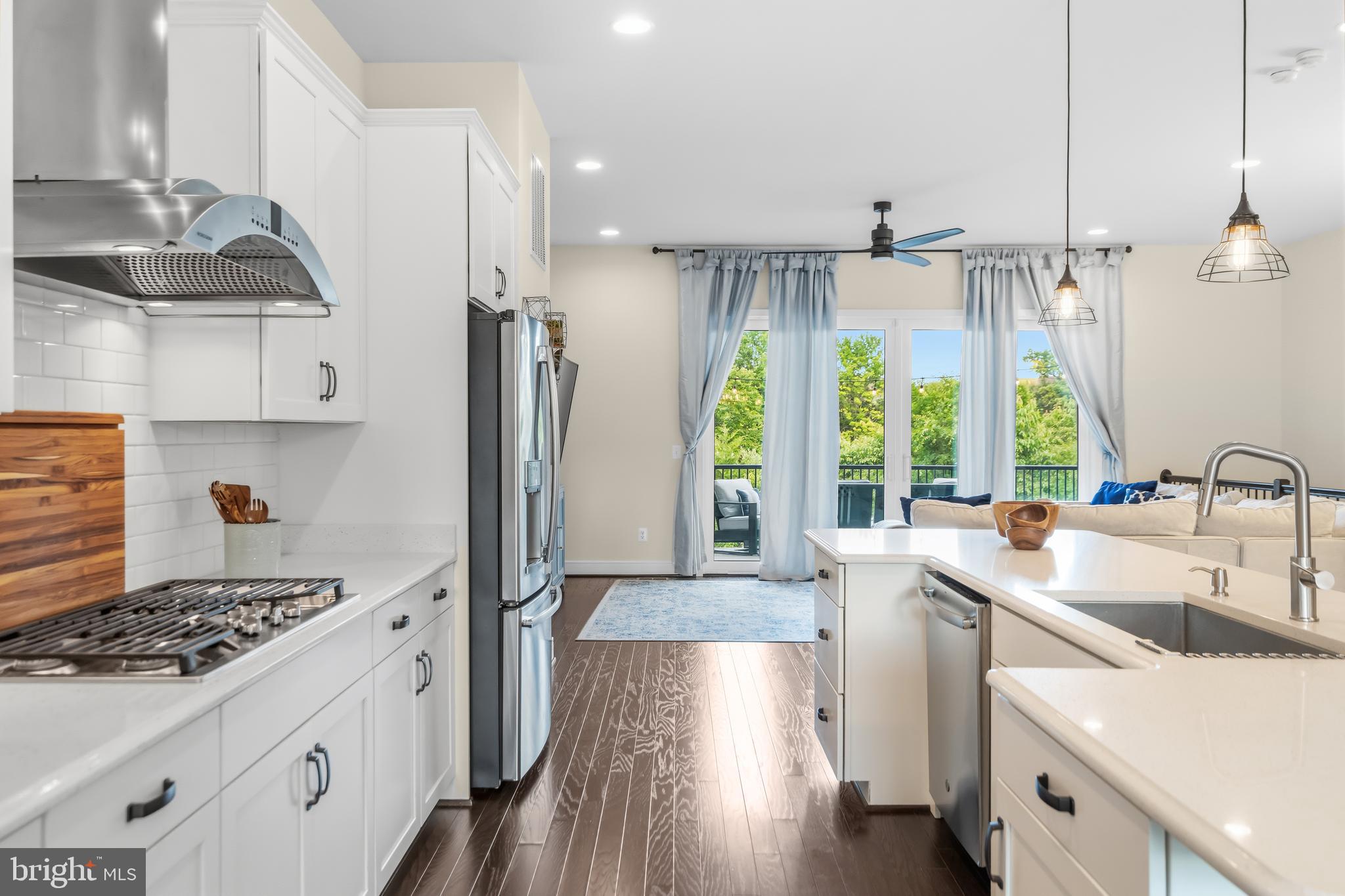 BRAMBLETON TOWN CENTER - Residential