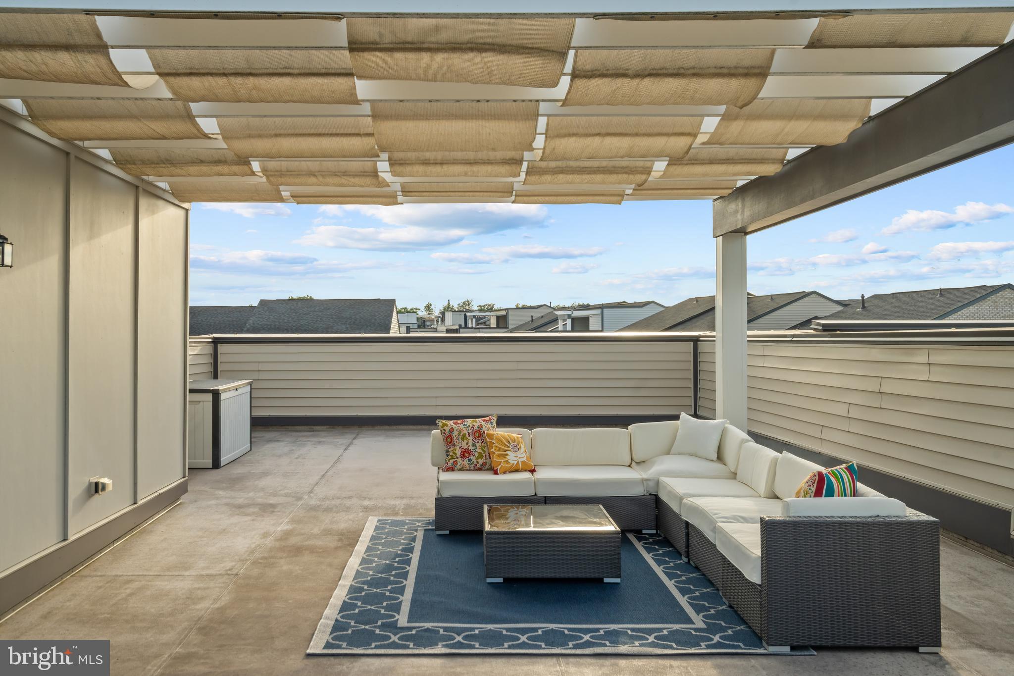 BRAMBLETON TOWN CENTER - Residential