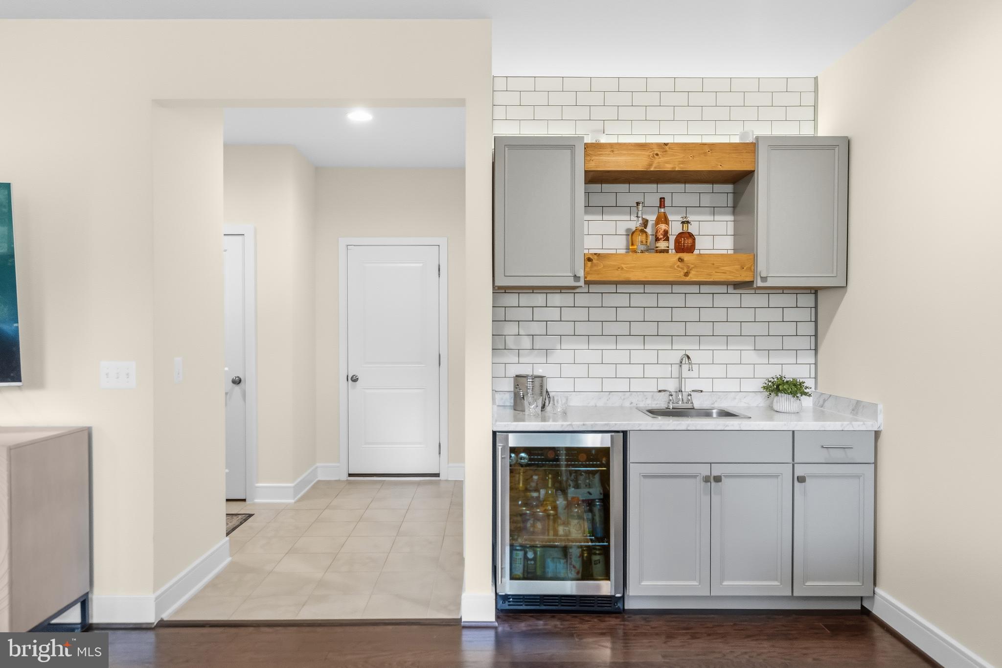 BRAMBLETON TOWN CENTER - Residential