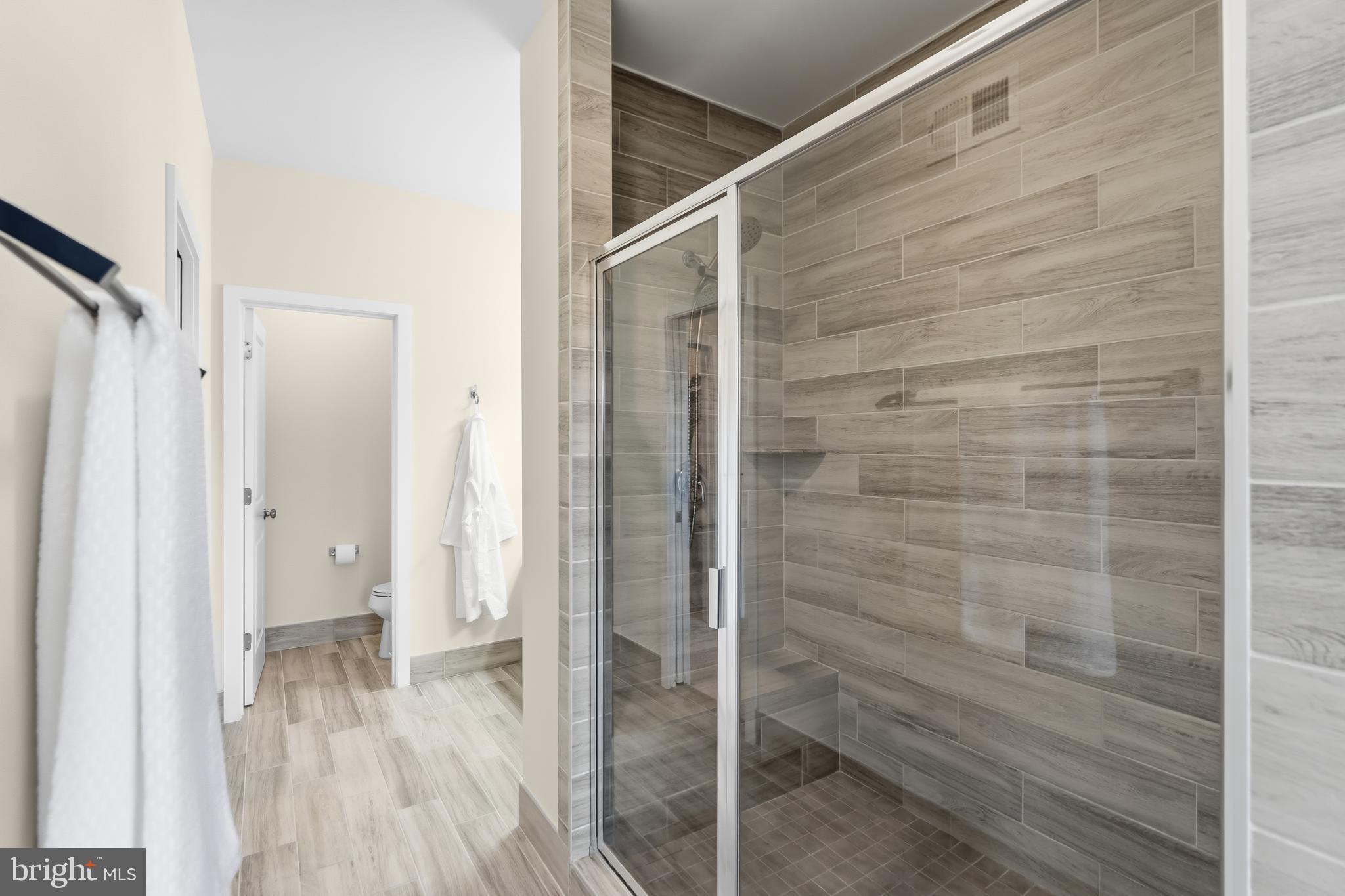 BRAMBLETON TOWN CENTER - Residential