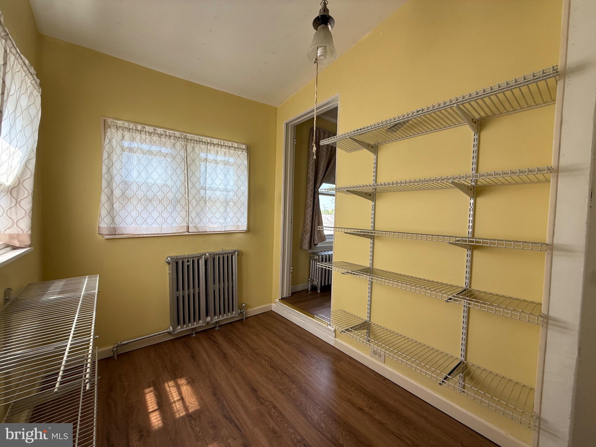 NORRISTOWN - Residential
