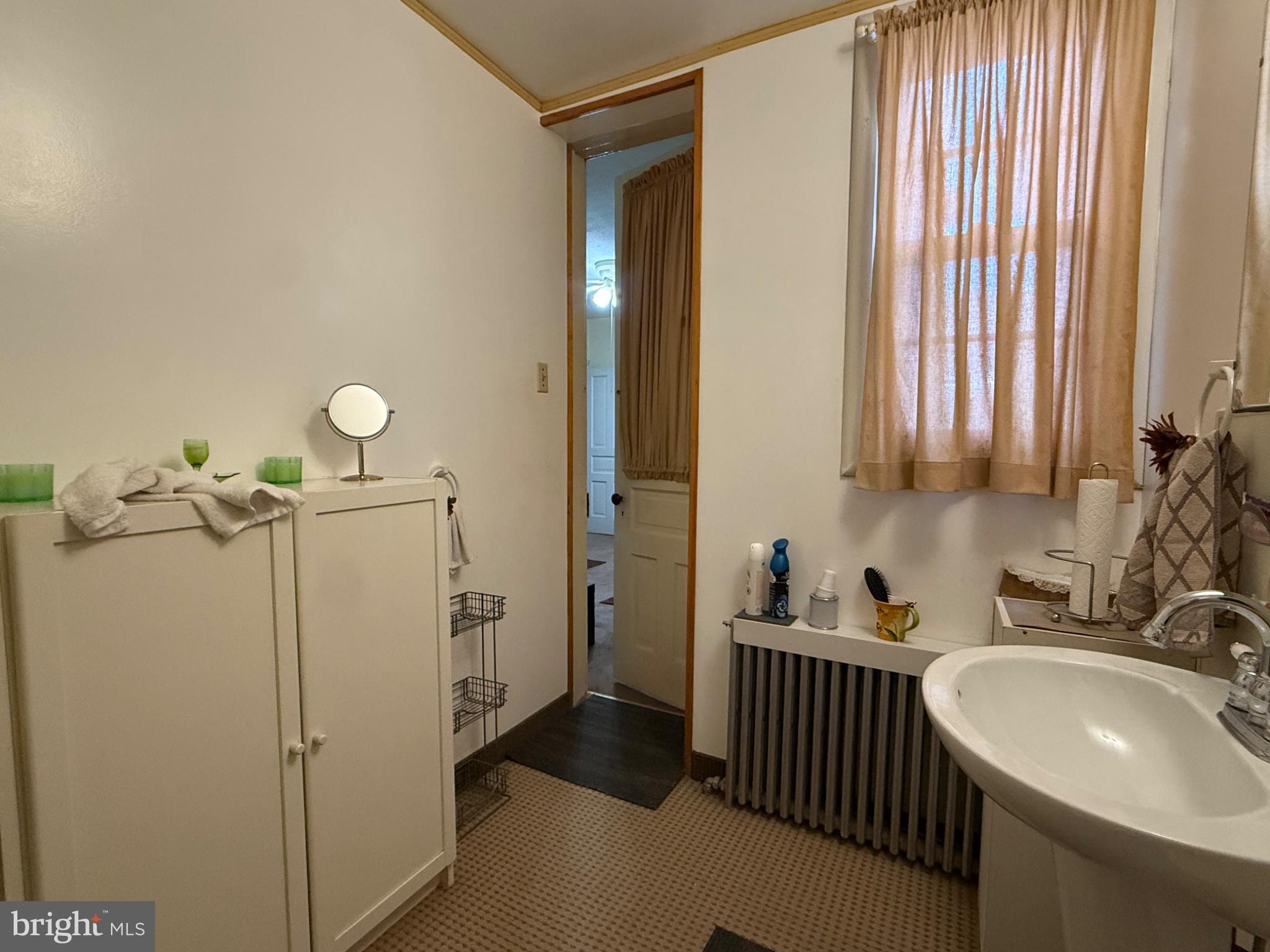 NORRISTOWN - Residential
