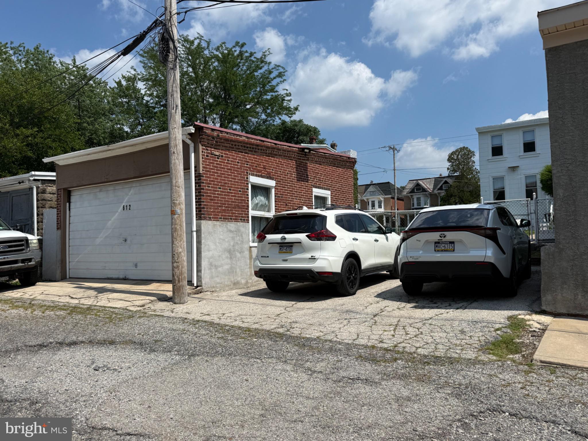 NORRISTOWN - Residential