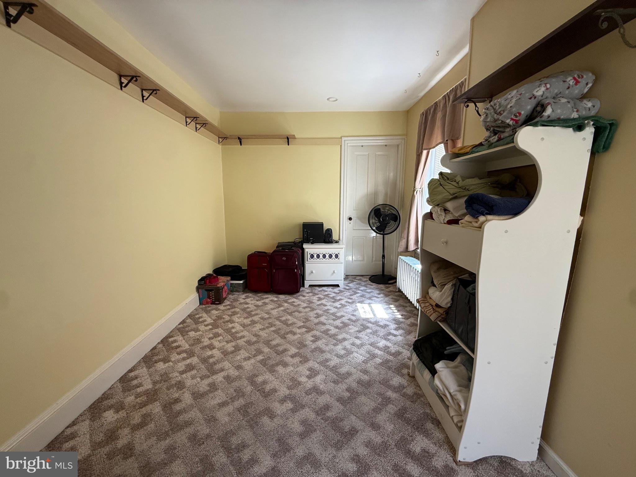 NORRISTOWN - Residential
