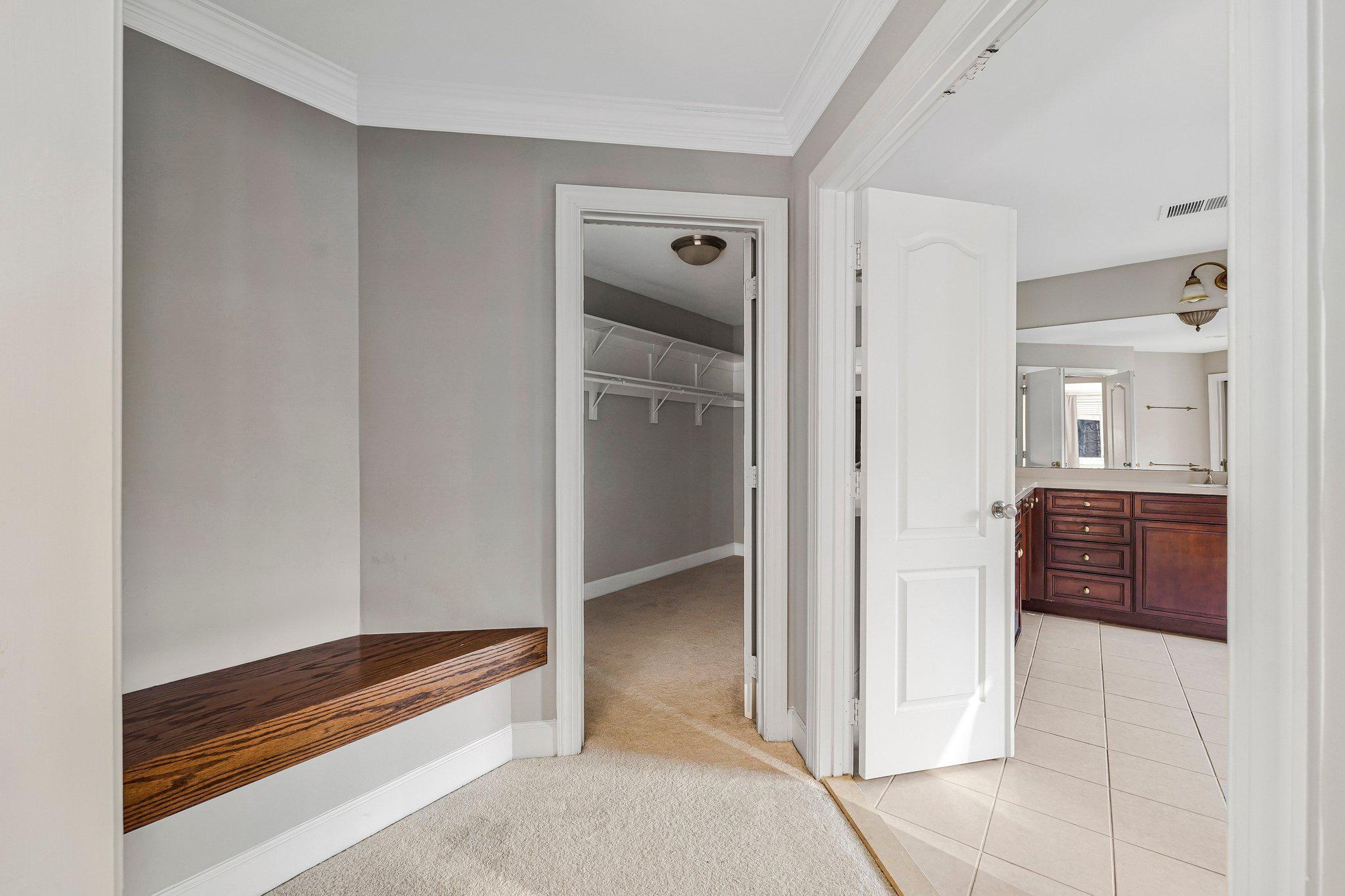 RED CEDAR WEST - Residential
