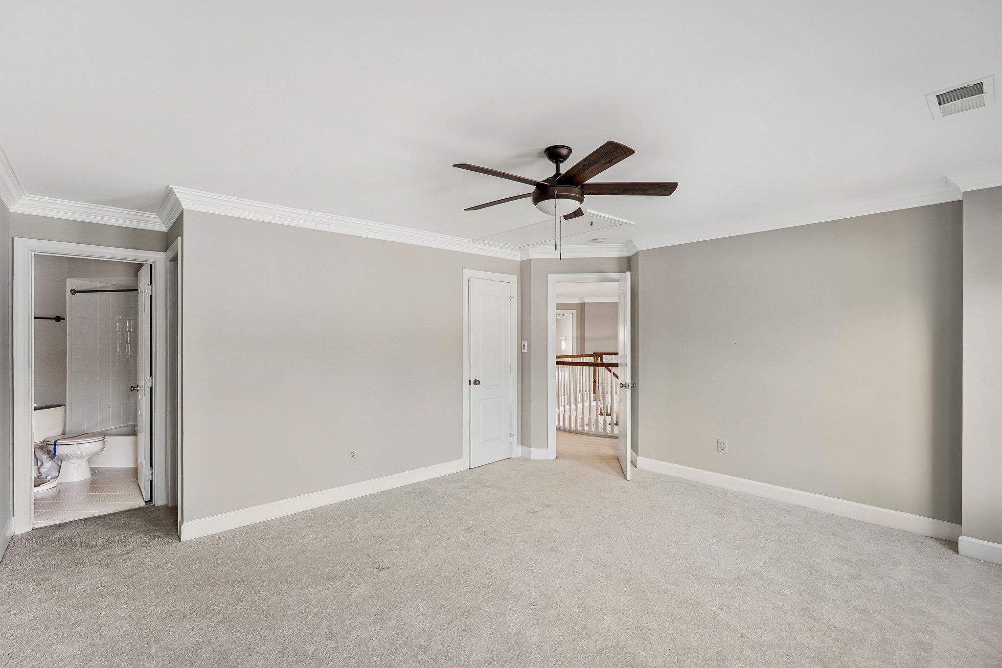 RED CEDAR WEST - Residential