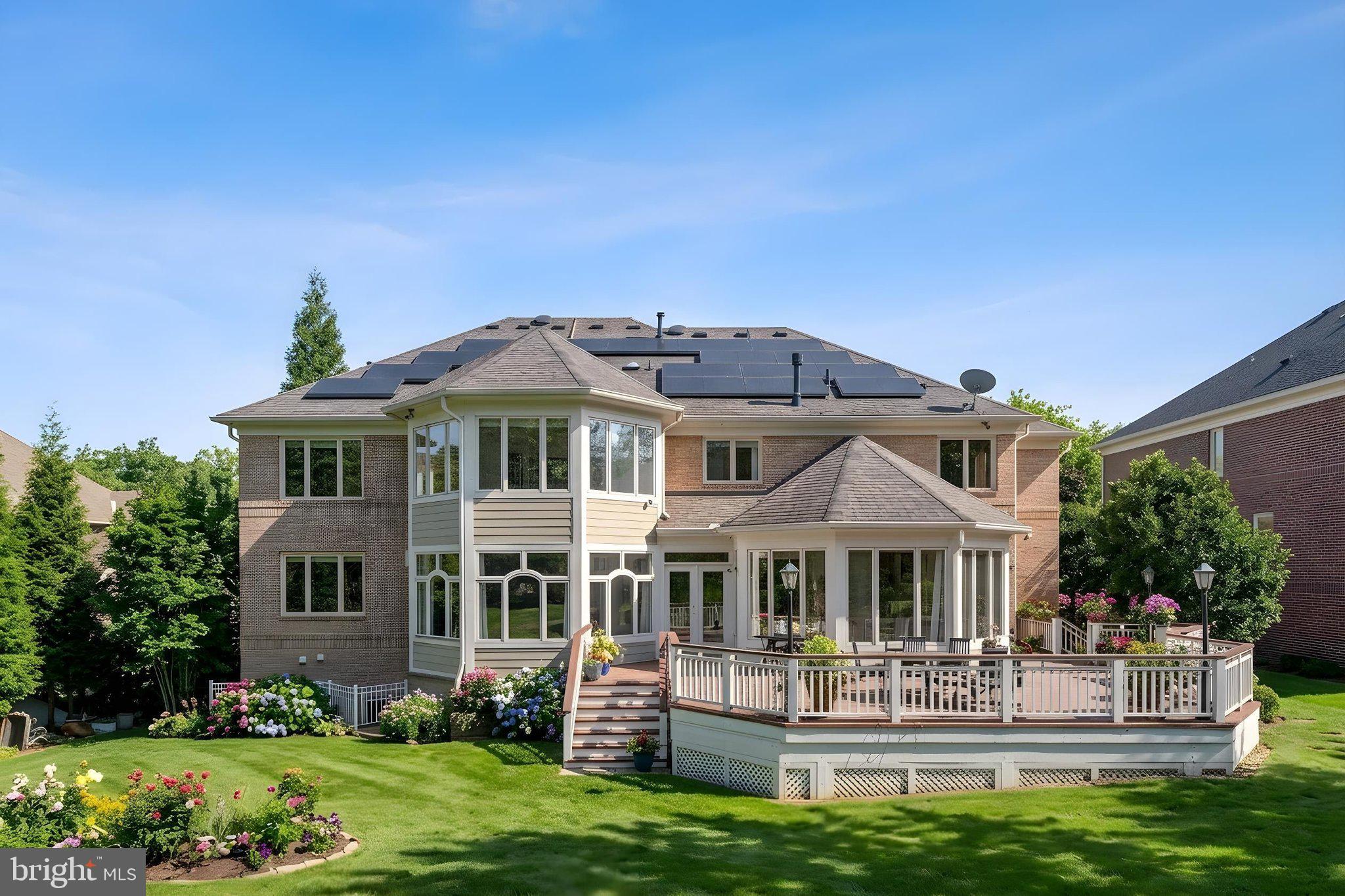 RED CEDAR WEST - Residential
