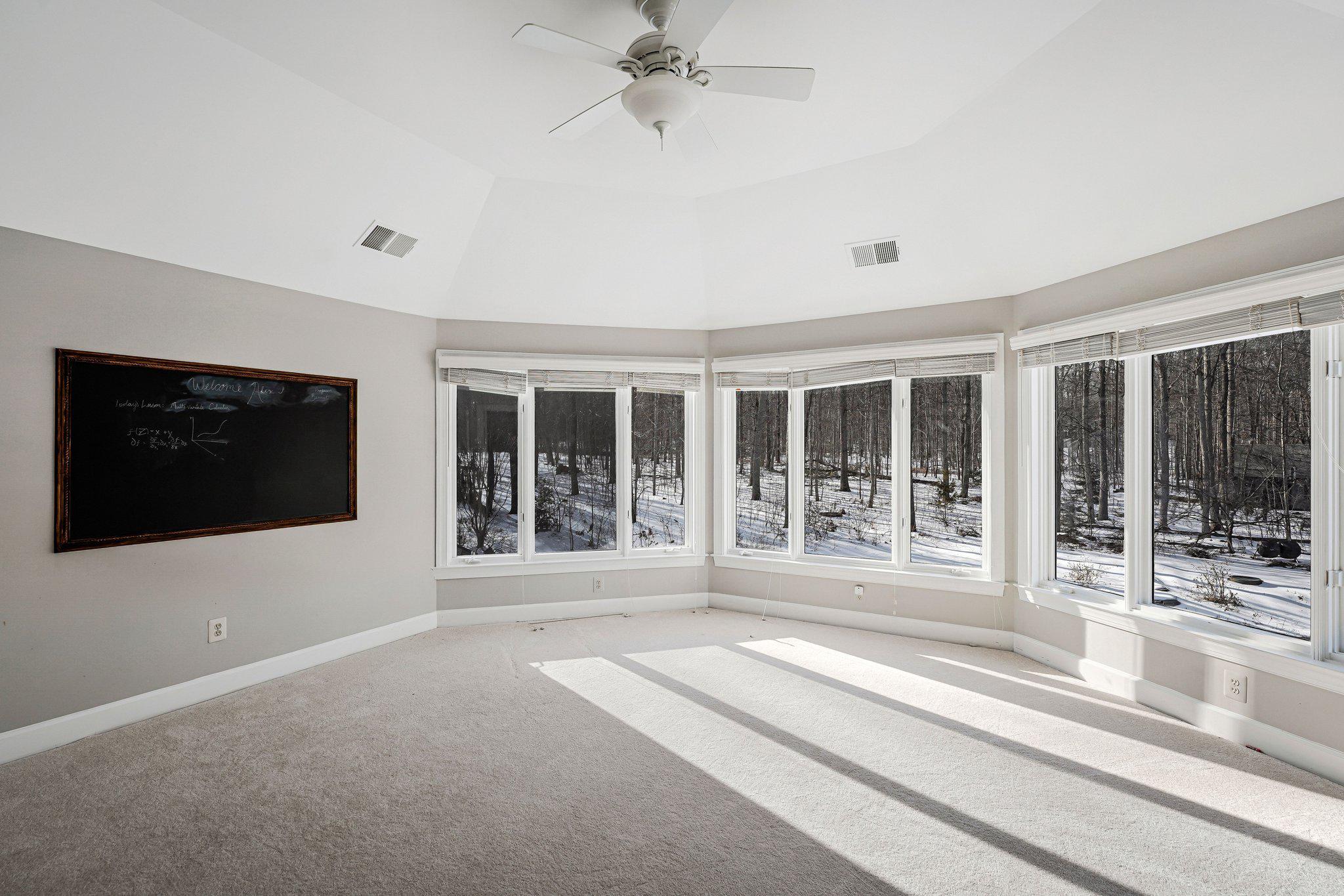 RED CEDAR WEST - Residential