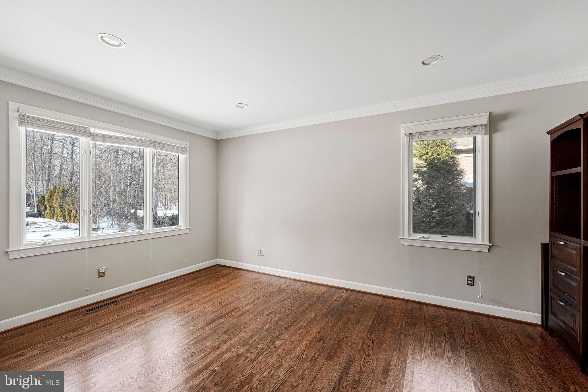 RED CEDAR WEST - Residential