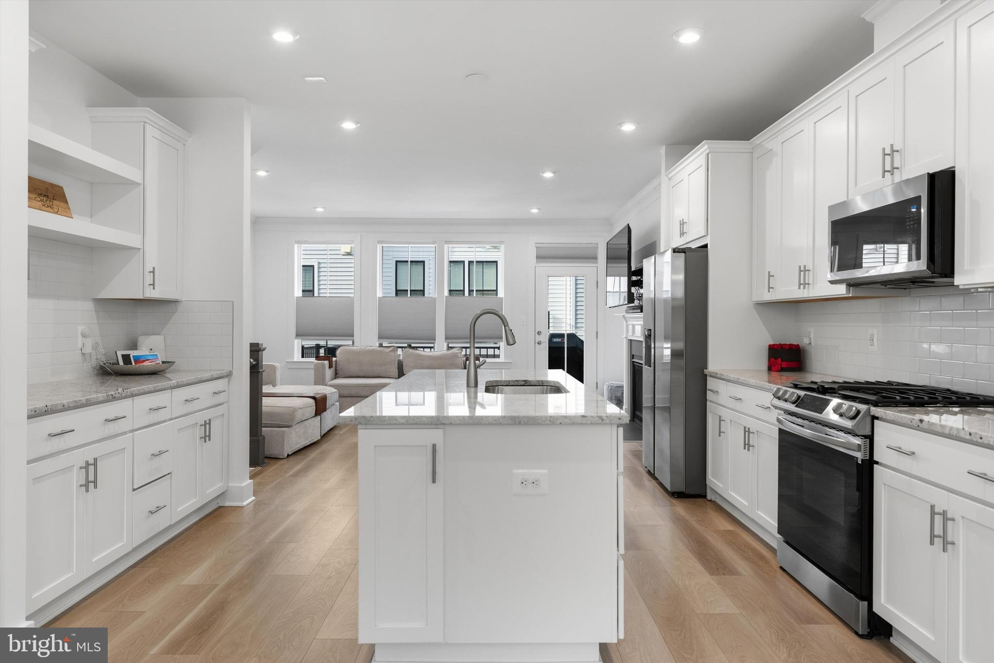 TOWNES AT LITTLE RIVER CROSSING - Residential