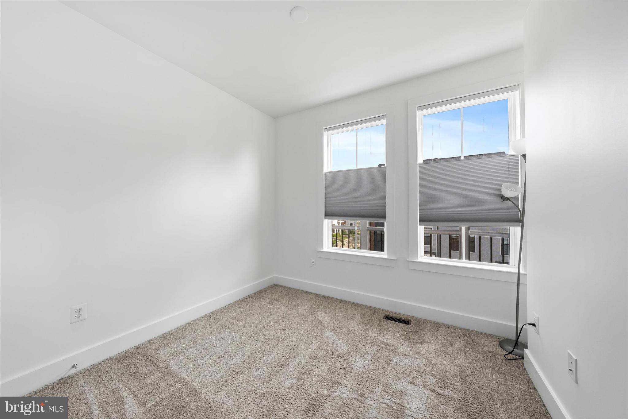 TOWNES AT LITTLE RIVER CROSSING - Residential