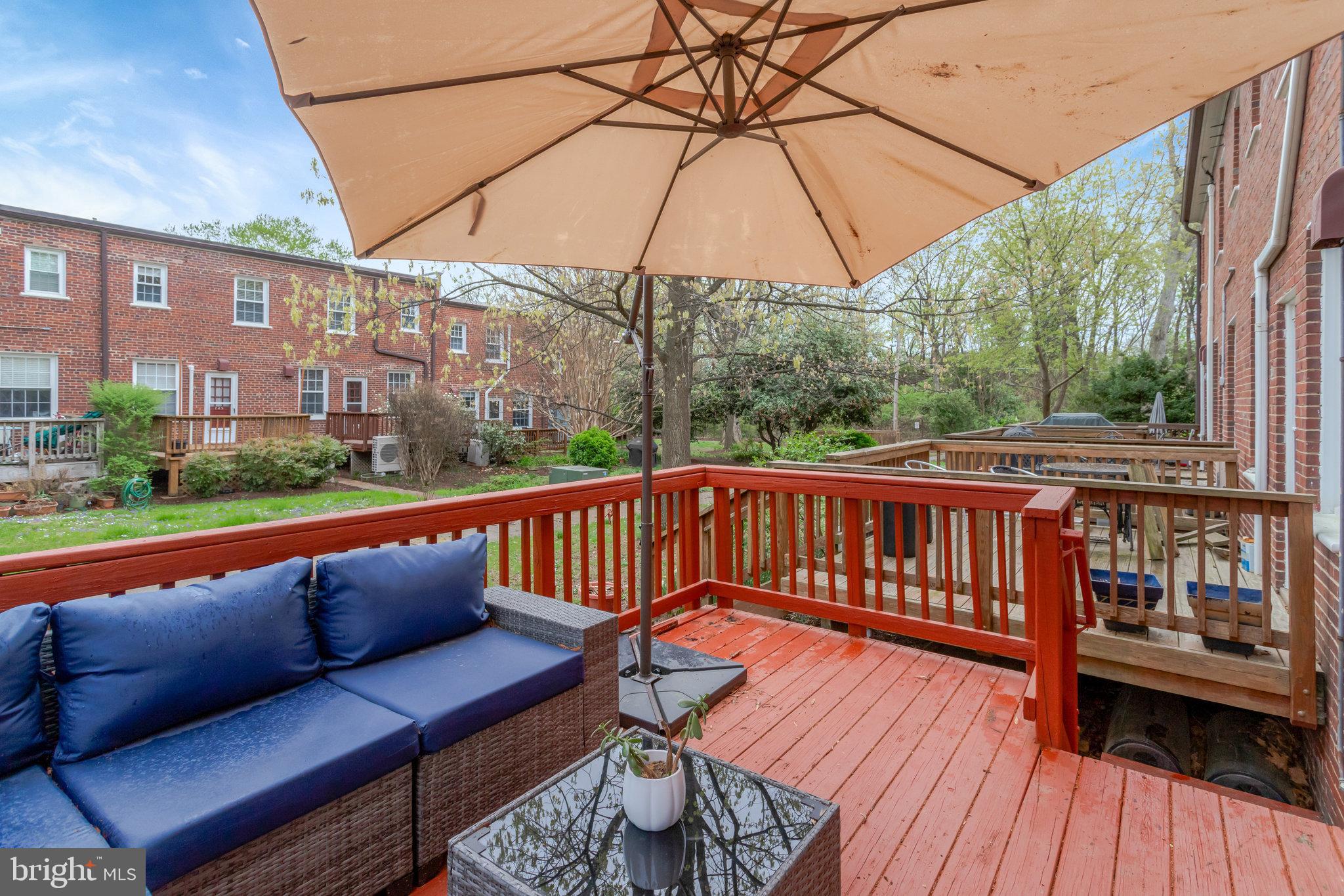 ARLINGTON VILLAGE - Residential Lease