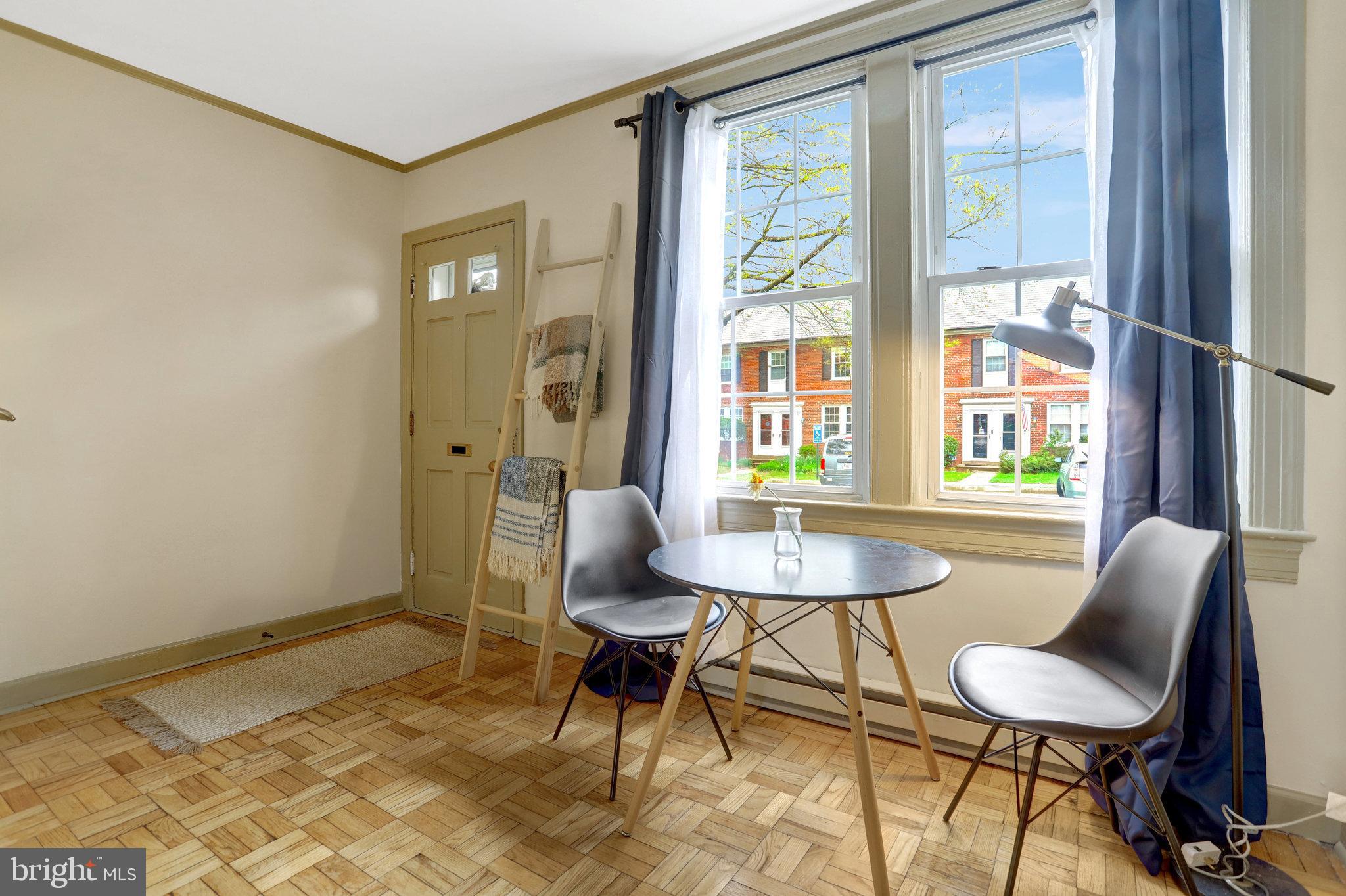 ARLINGTON VILLAGE - Residential Lease