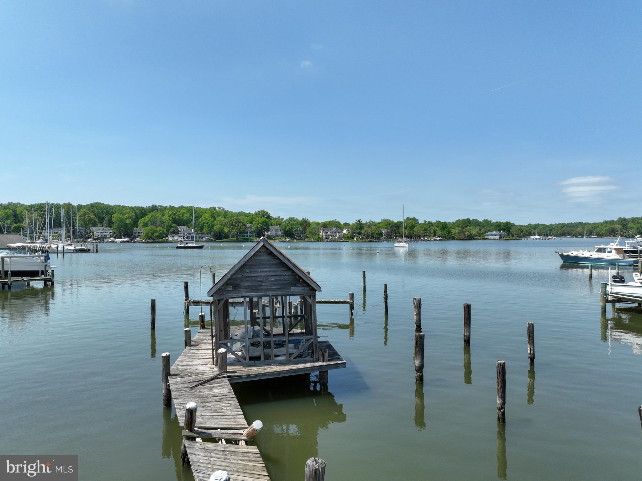 BAY RIDGE - Land
