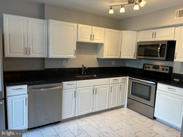 BENTLEY VILLAGE - Residential Lease