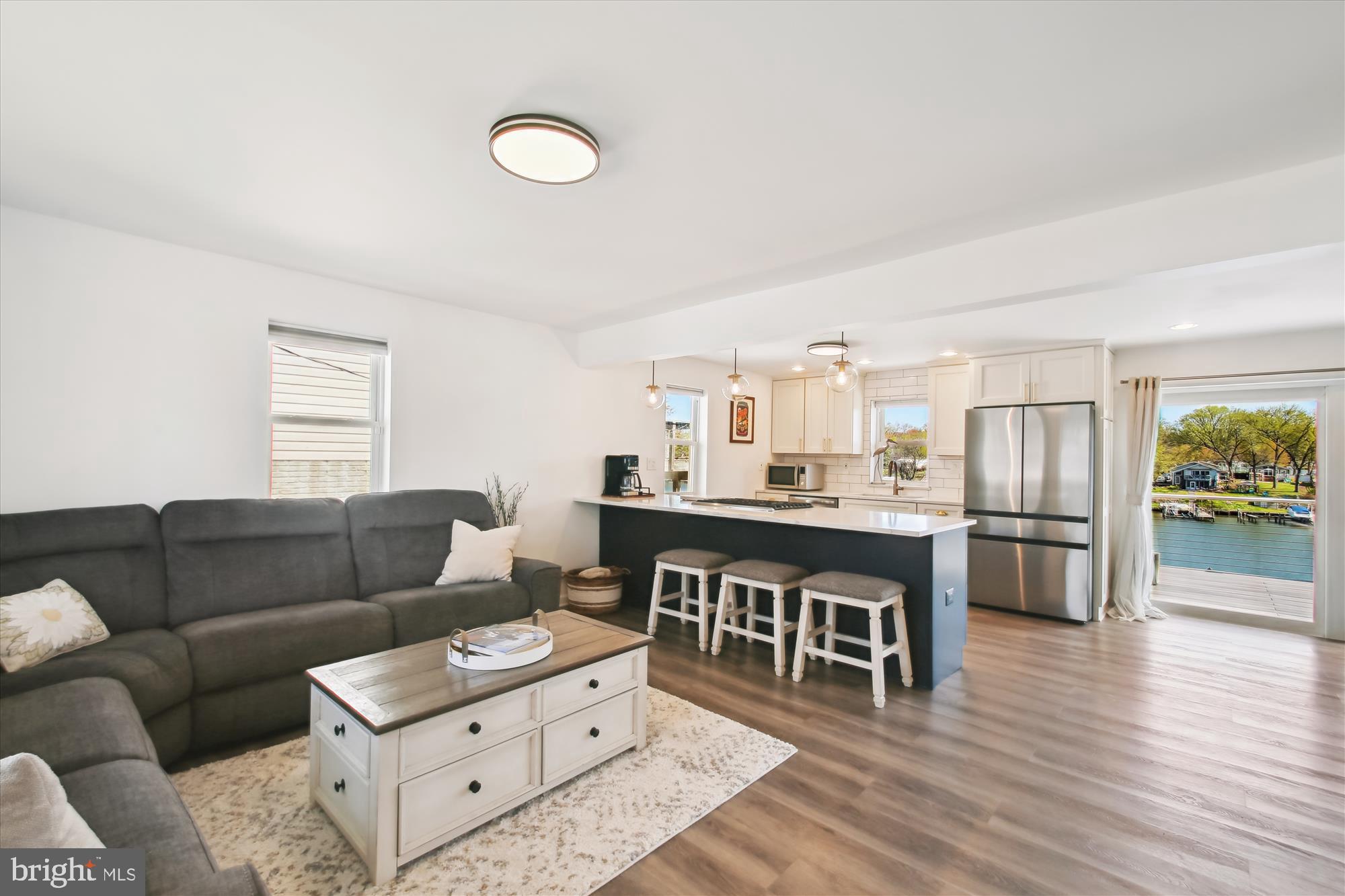 SILVER SANDS - Residential
