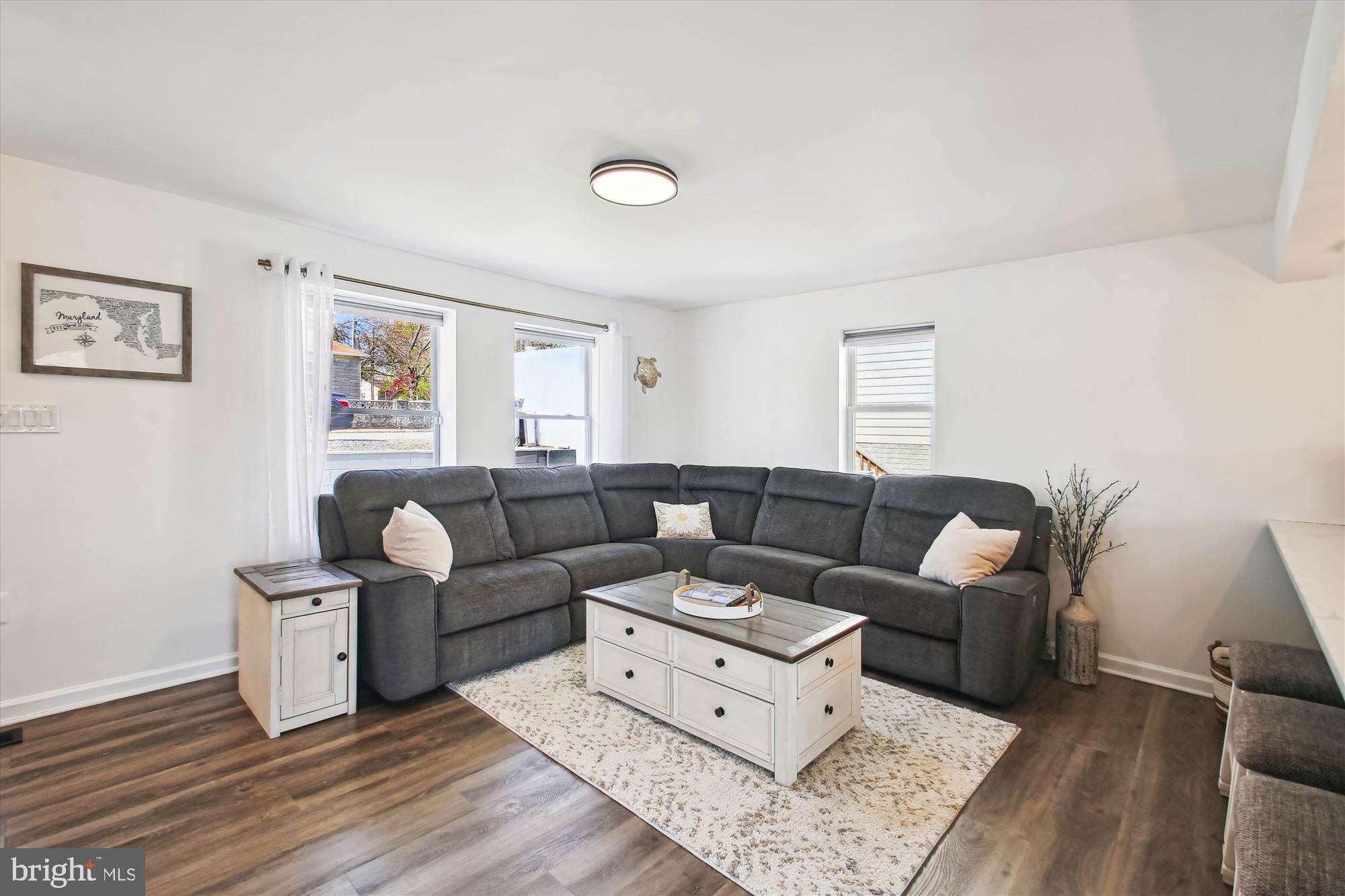 SILVER SANDS - Residential