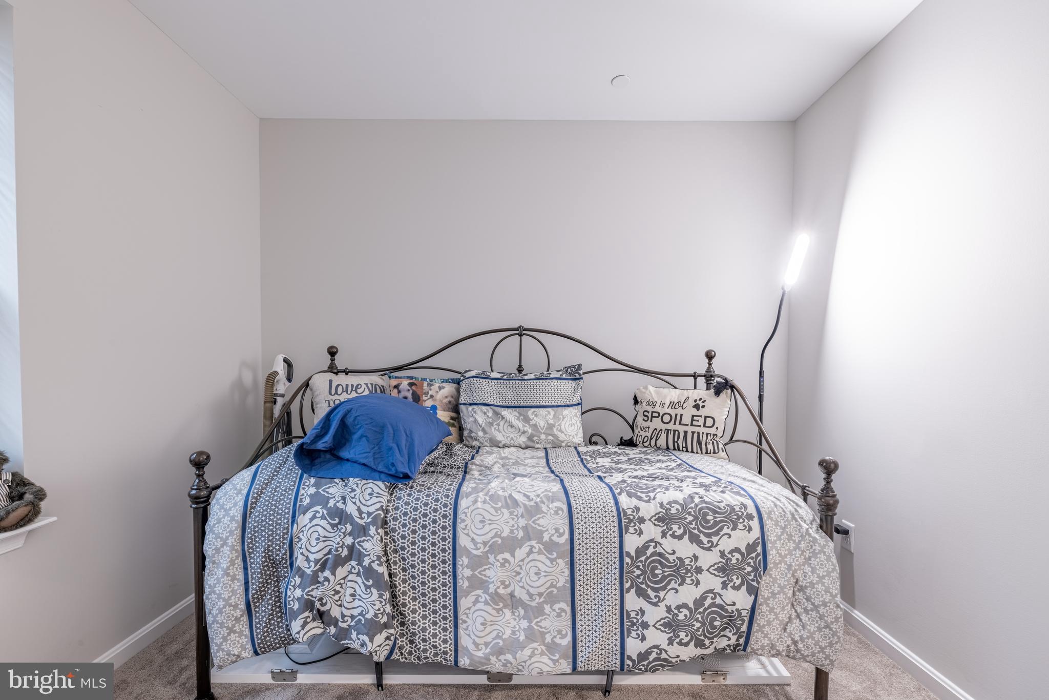 CHAR NOR MANOR - Residential Lease