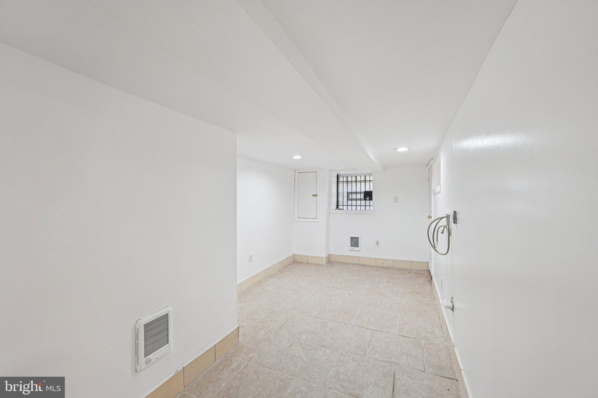 MILL CREEK - Residential