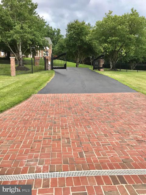 THE RESERVE - Residential Lease