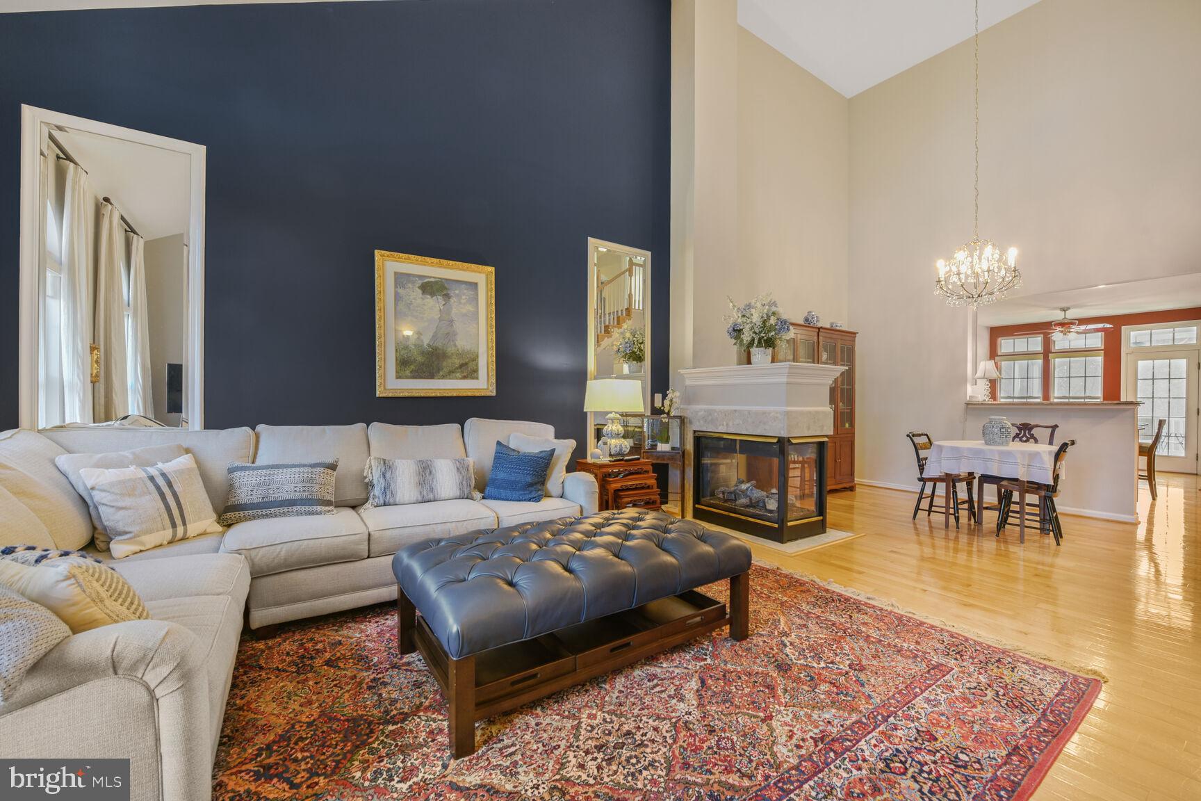 ASHBURN VILLAGE - Residential