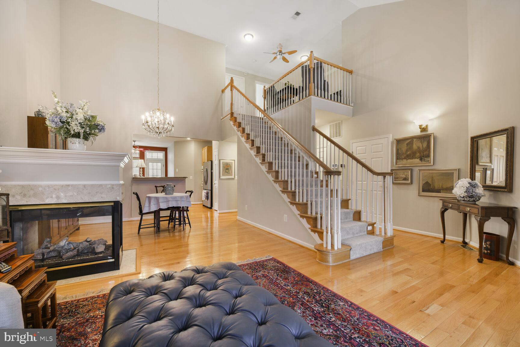 ASHBURN VILLAGE - Residential