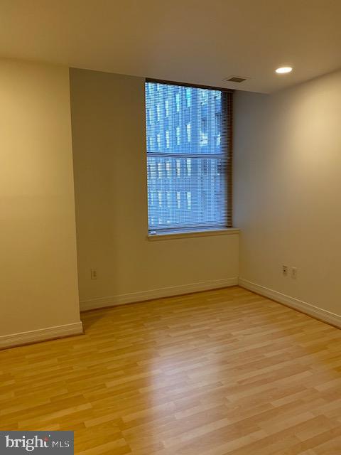 LOGAN SQUARE - Residential Lease