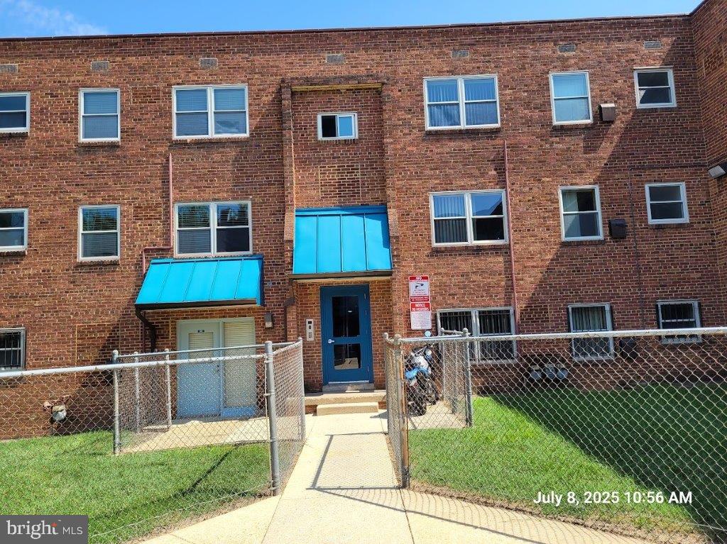 BARRY FARMS - Residential