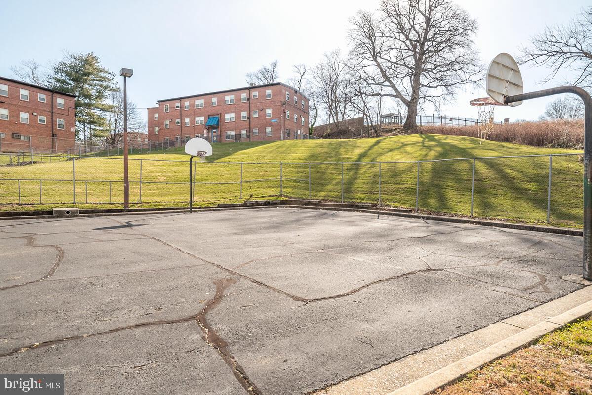 BARRY FARMS - Residential