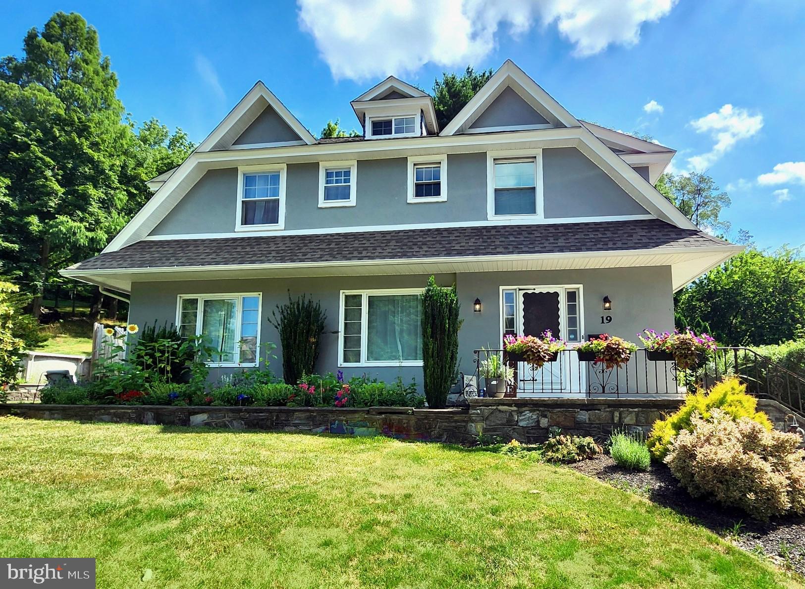 WYOMISSING HILLS - Residential