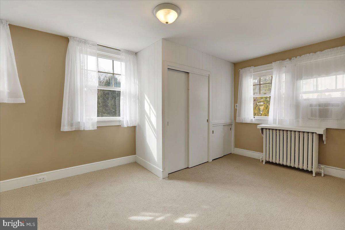 WYOMISSING HILLS - Residential