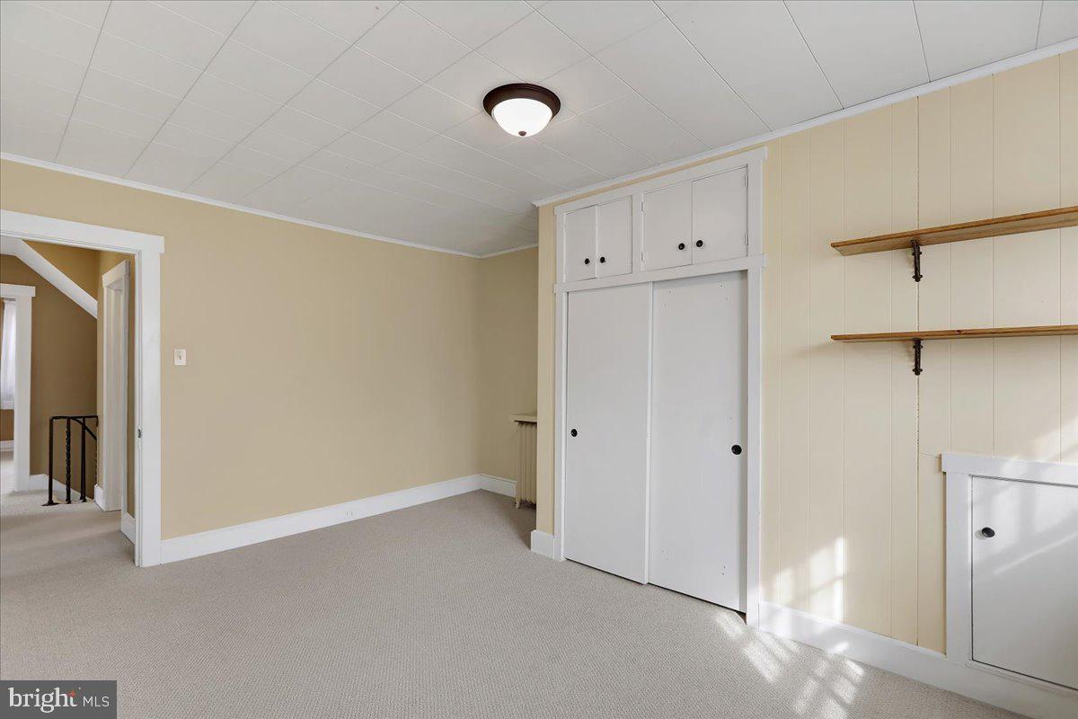 WYOMISSING HILLS - Residential
