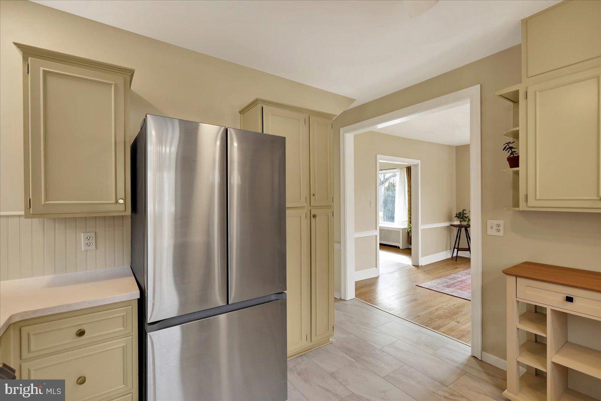 WYOMISSING HILLS - Residential
