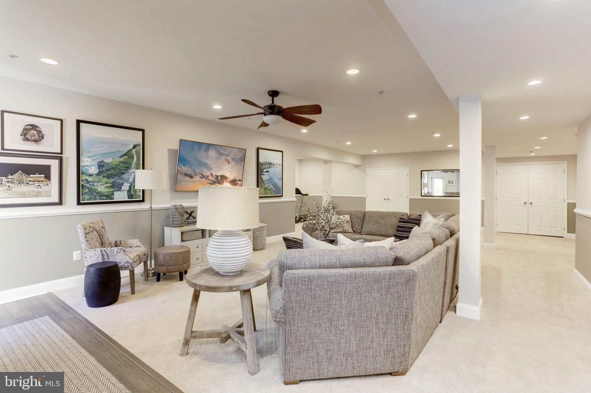 CASTLEBERRY - Residential