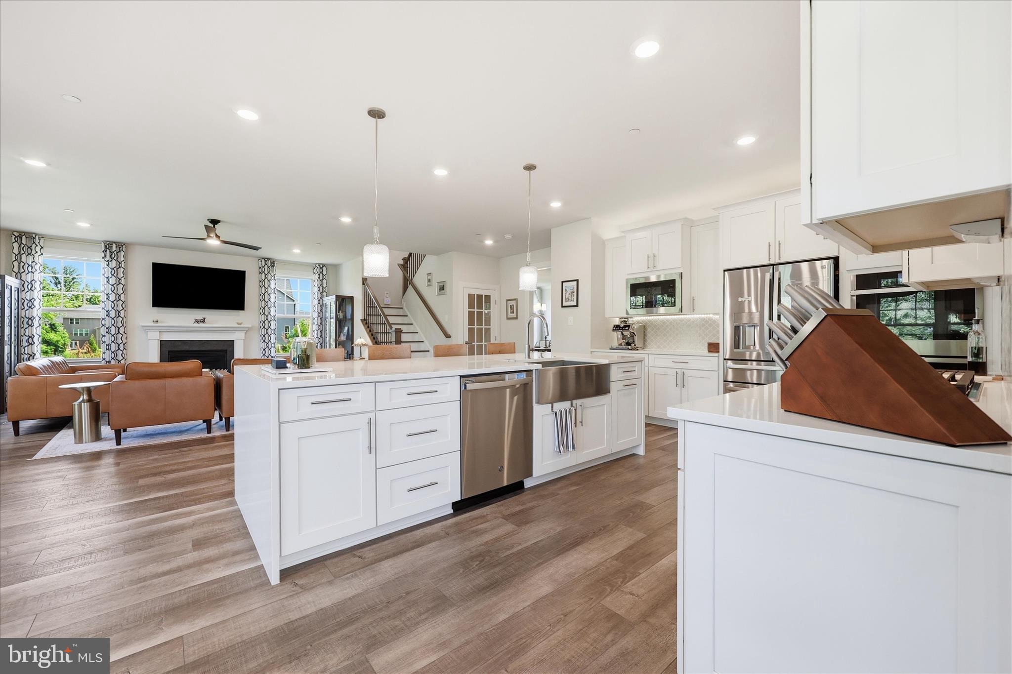 WOODRIDGE AT LAKE LINGANORE - Residential
